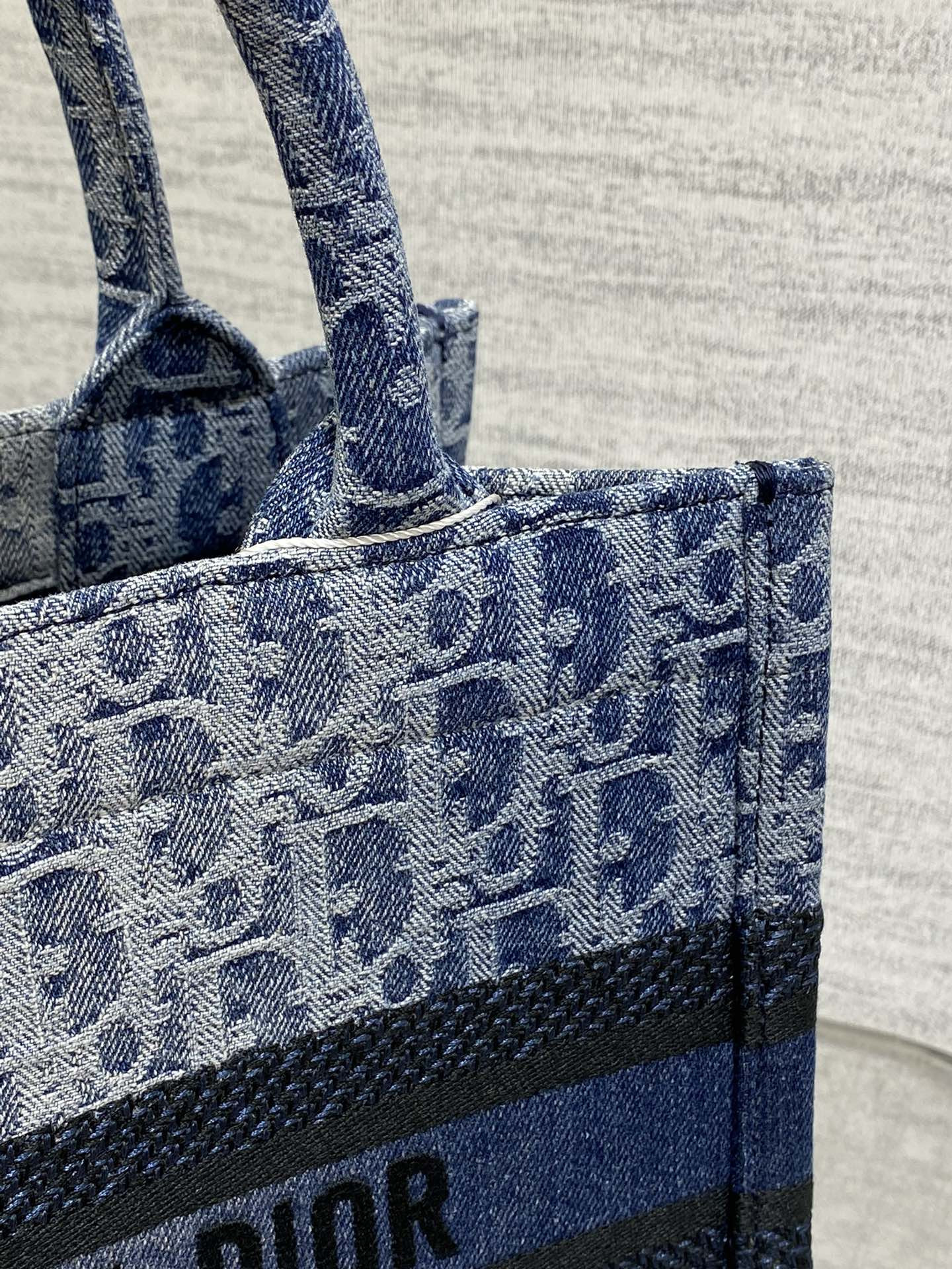 Large D*0r Book Tote Blue Denim D*0r Oblique Jacquard 26x8x22cm