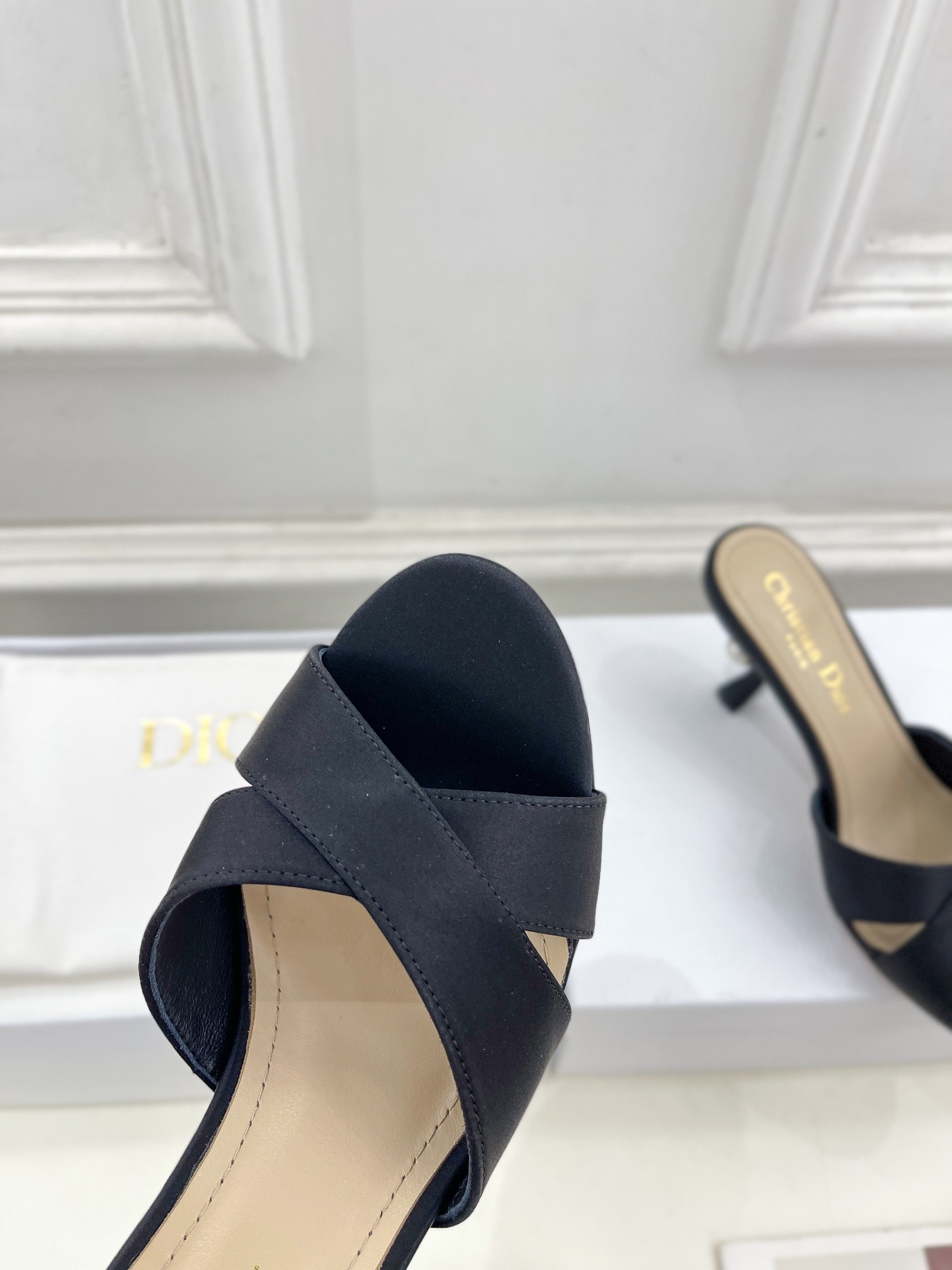 UA D*0r Tribales Heeled Slide