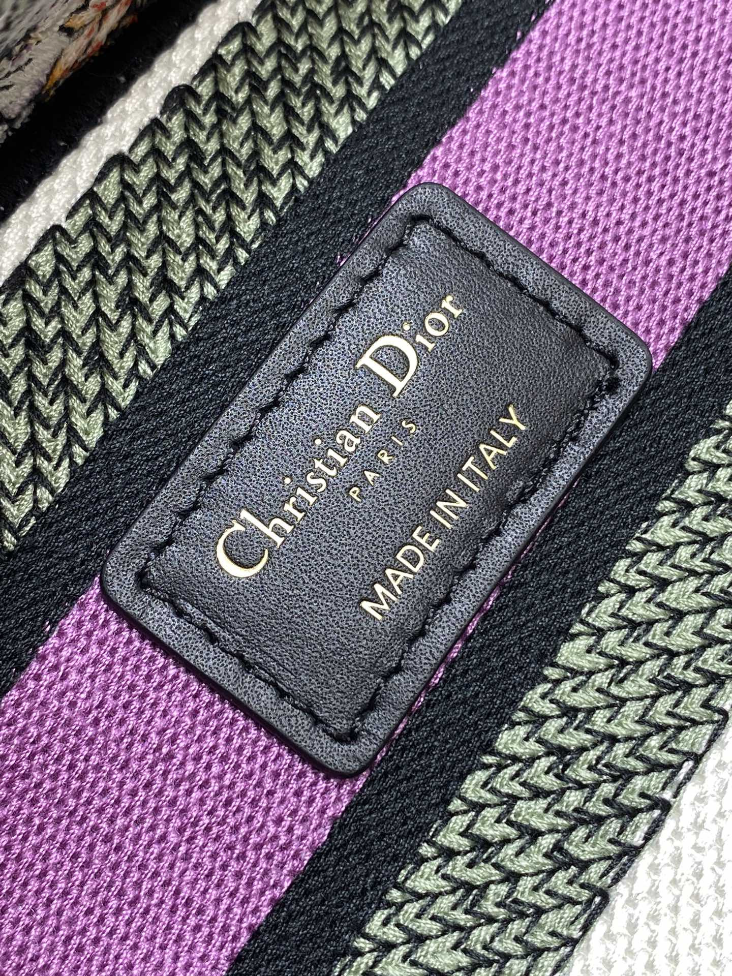 Medium Lady D*0r Bag  White Multicolor D*0r 4 Saisons Été Embroidery 24 x 20 x 12 cm