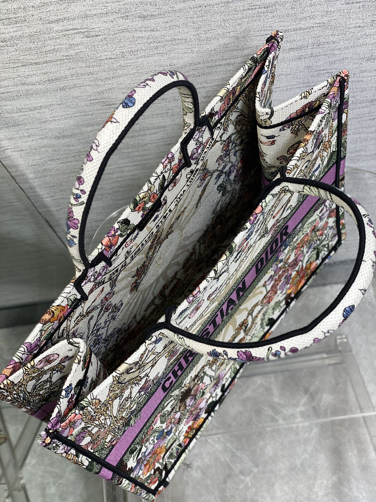 D*0r Book Tote  Ecru Multicolor D*0r 4 Saisons Été Soleil Embroidery 42 x18 x35cm