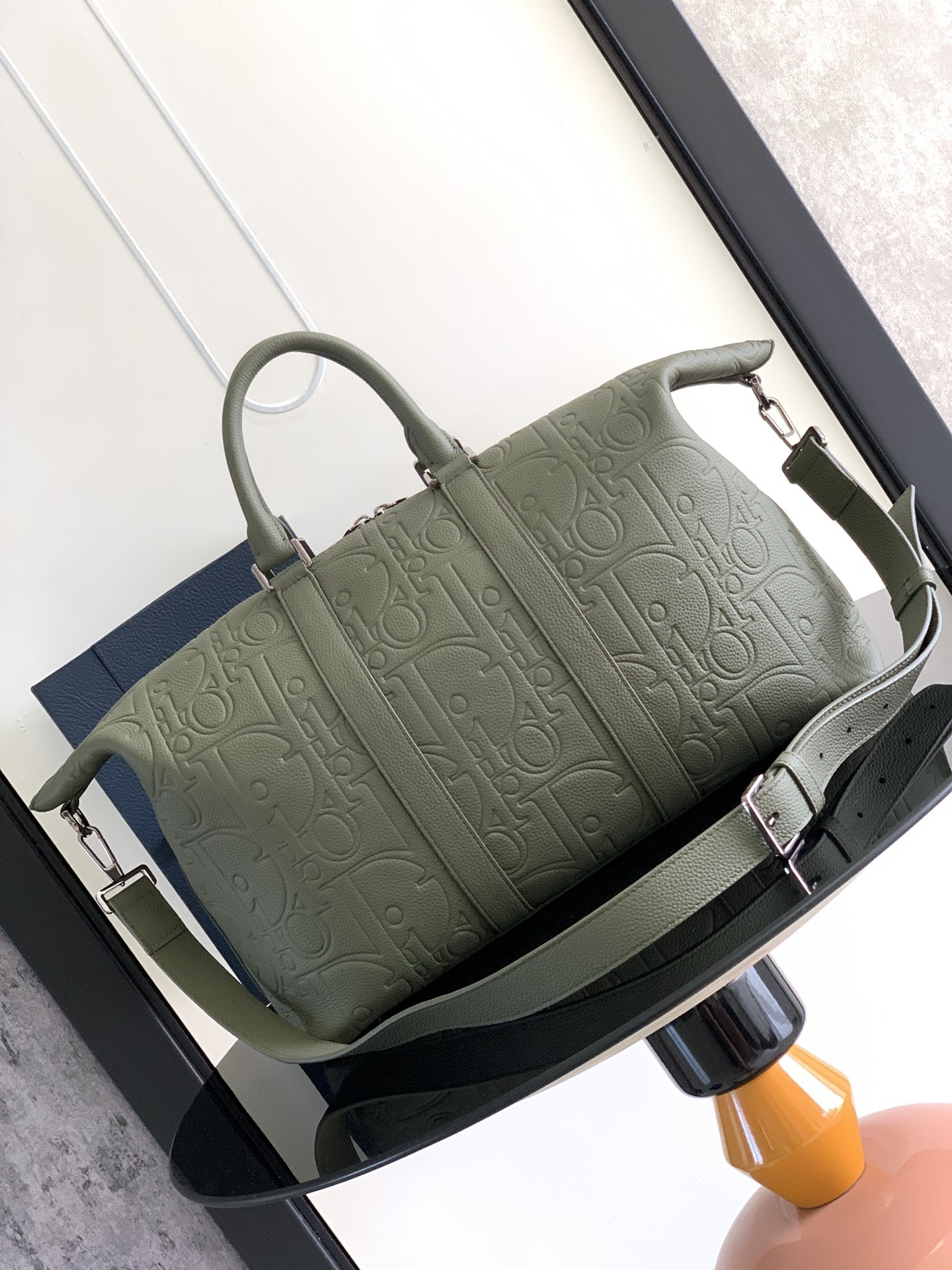 D*0r Weekender 40 Khaki D*0r Gravity Leather and Khaki Grained Calfskin 57.5 x 34.5 x 22 cm
