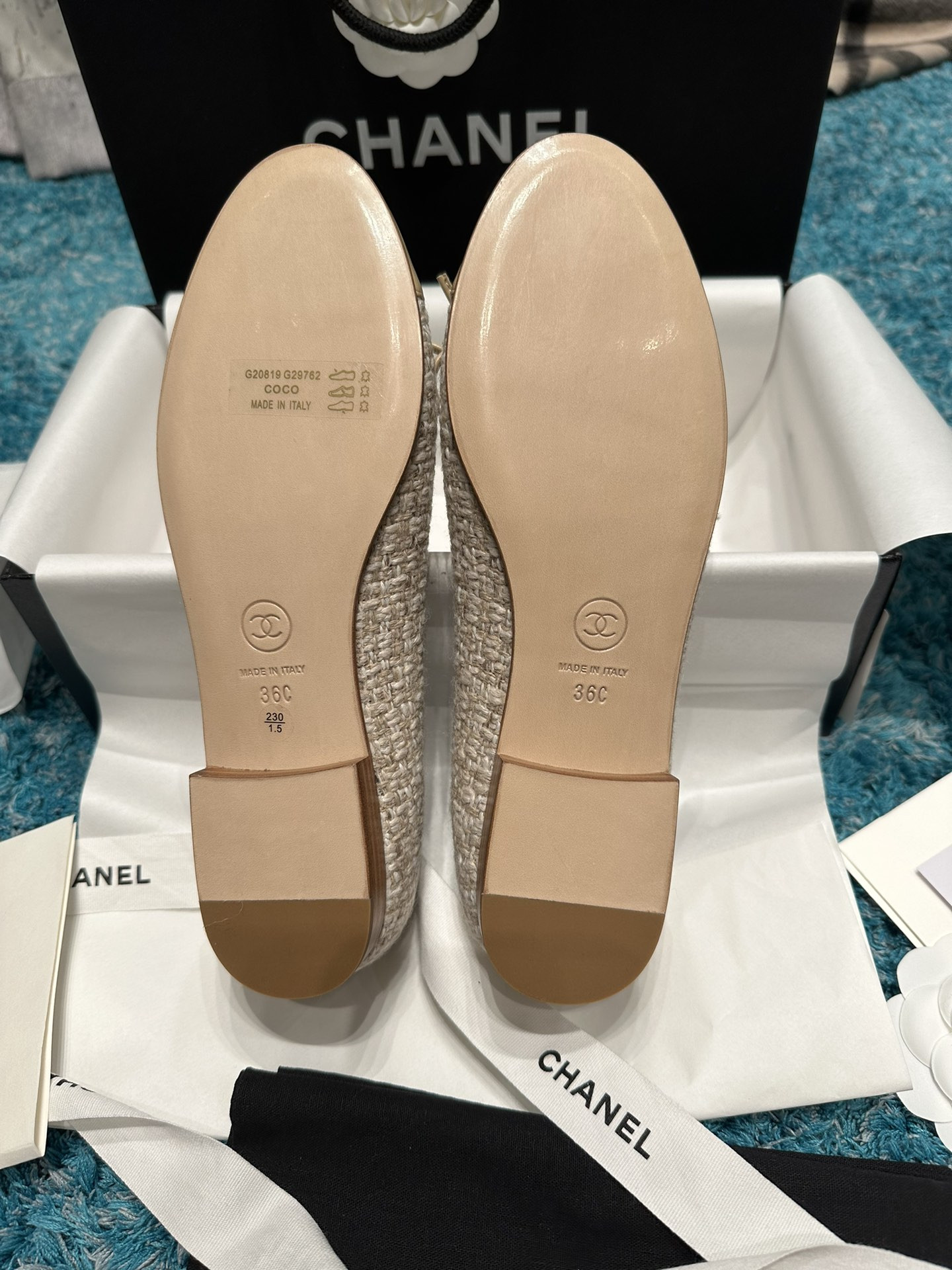 UA Ch*el BALLET FLATS