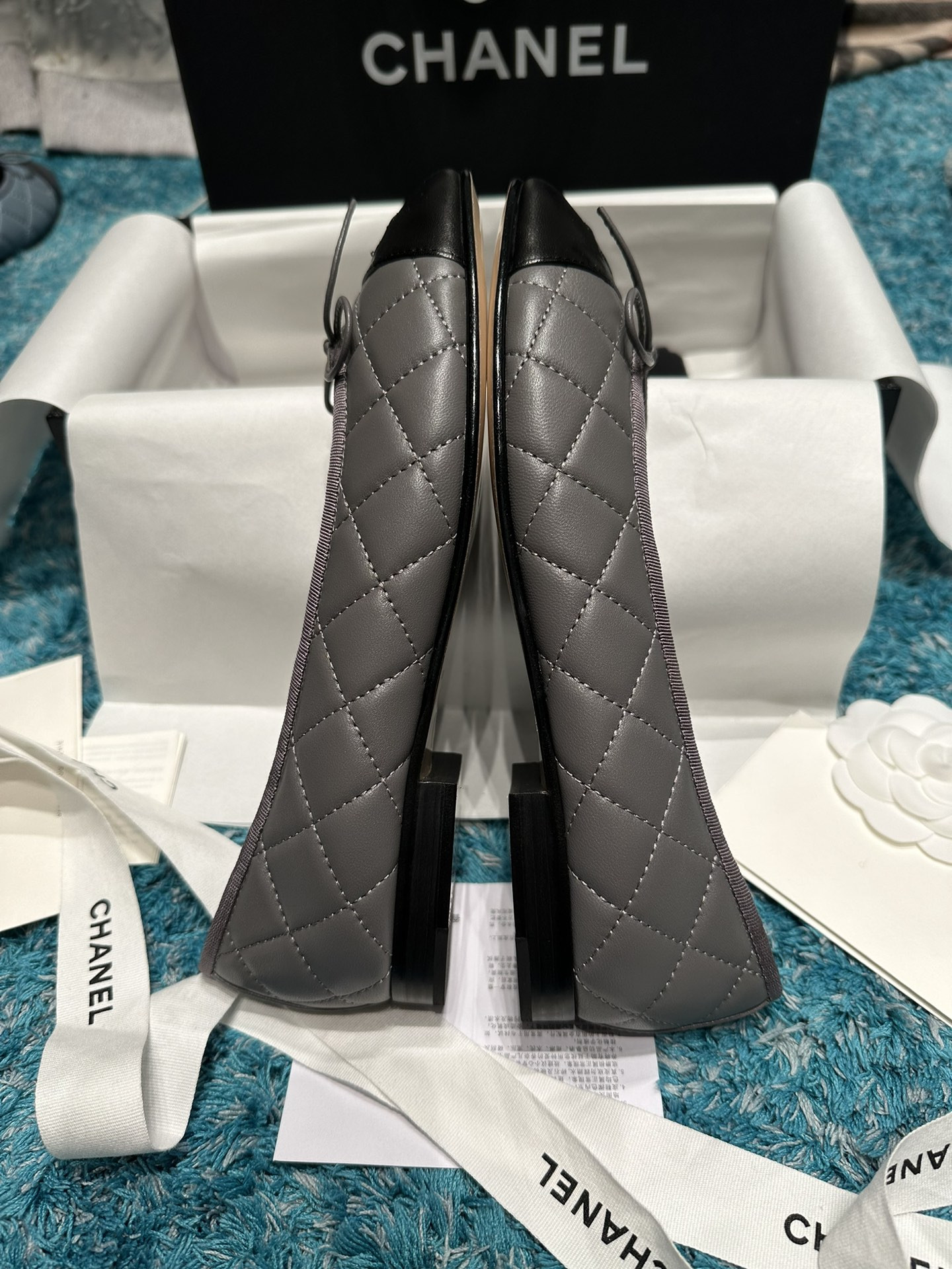 UA Ch*el BALLET FLATS