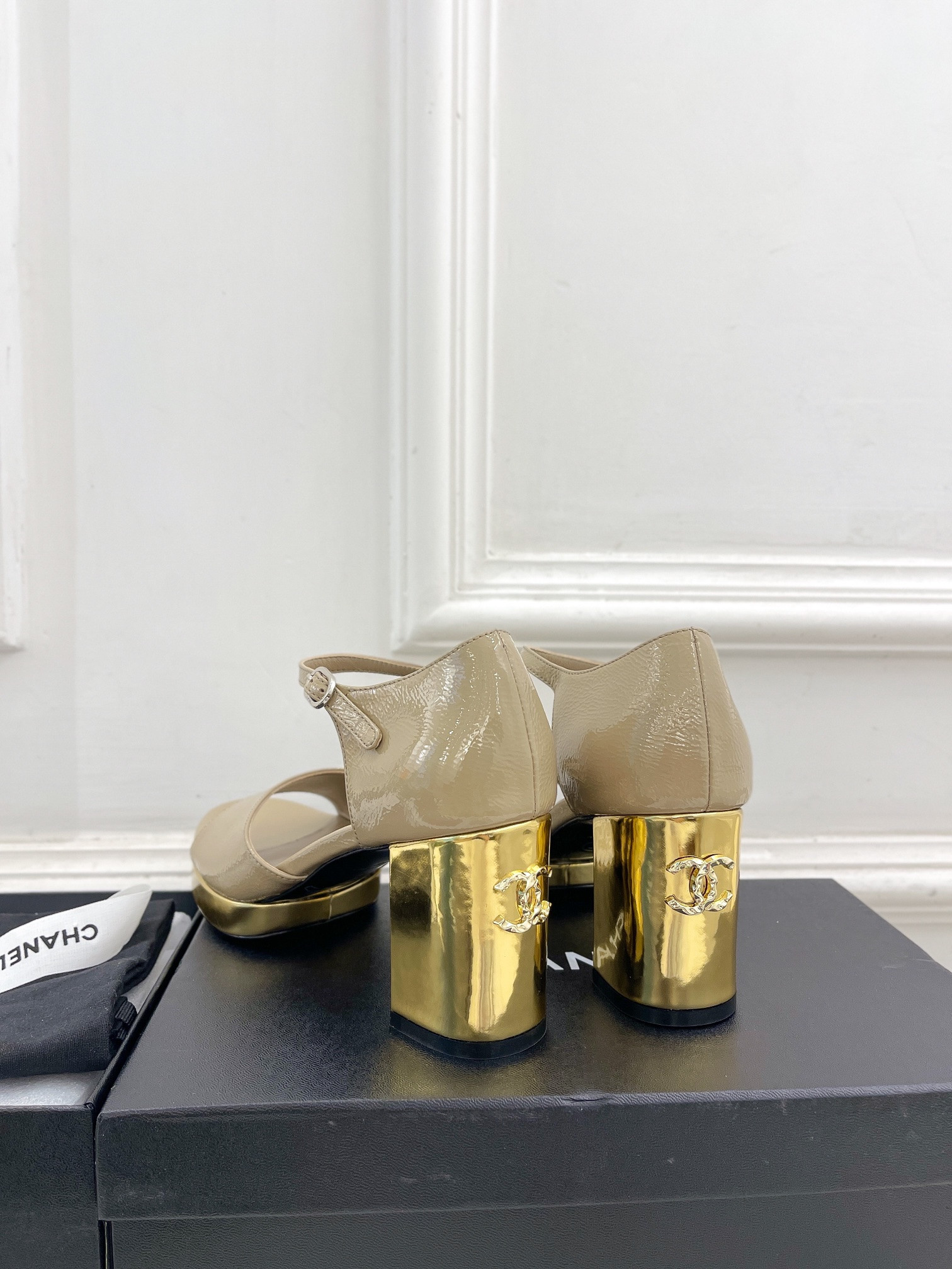 UA Ch*el HEELED SANDALS