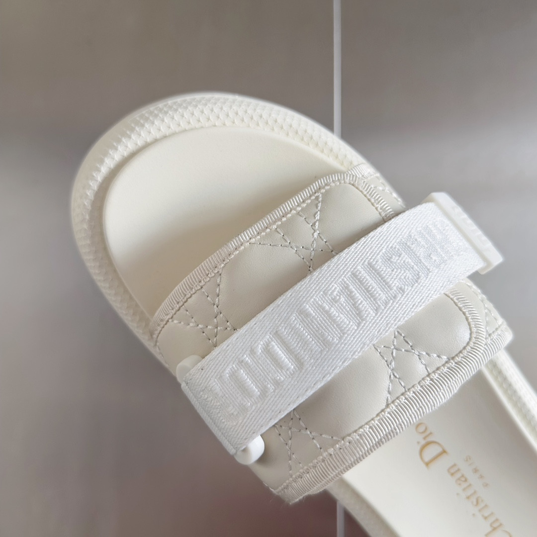 UA D*0riviera Dio(r)evolution Slide White