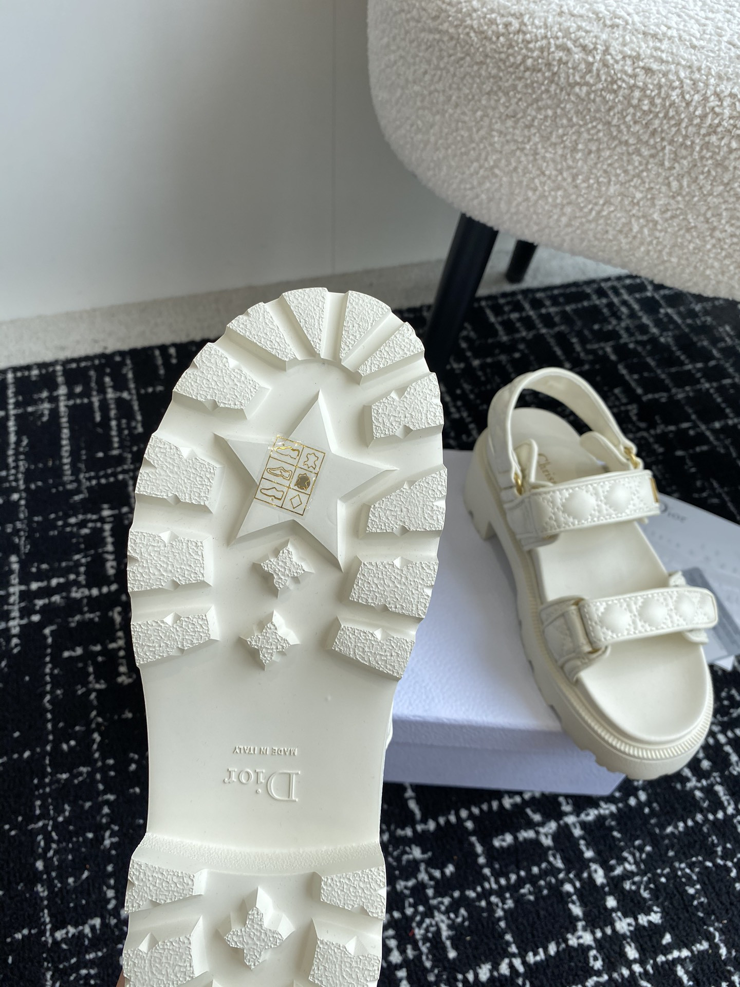 UA D*0ract Platform Sandal