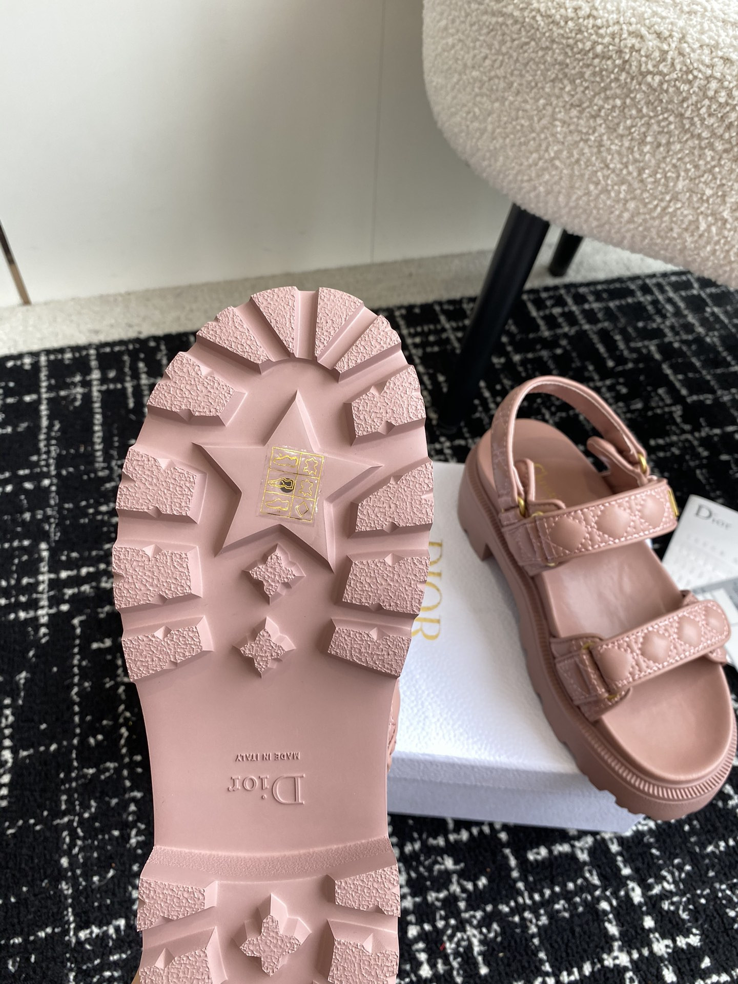 UA D*0ract Platform Sandal