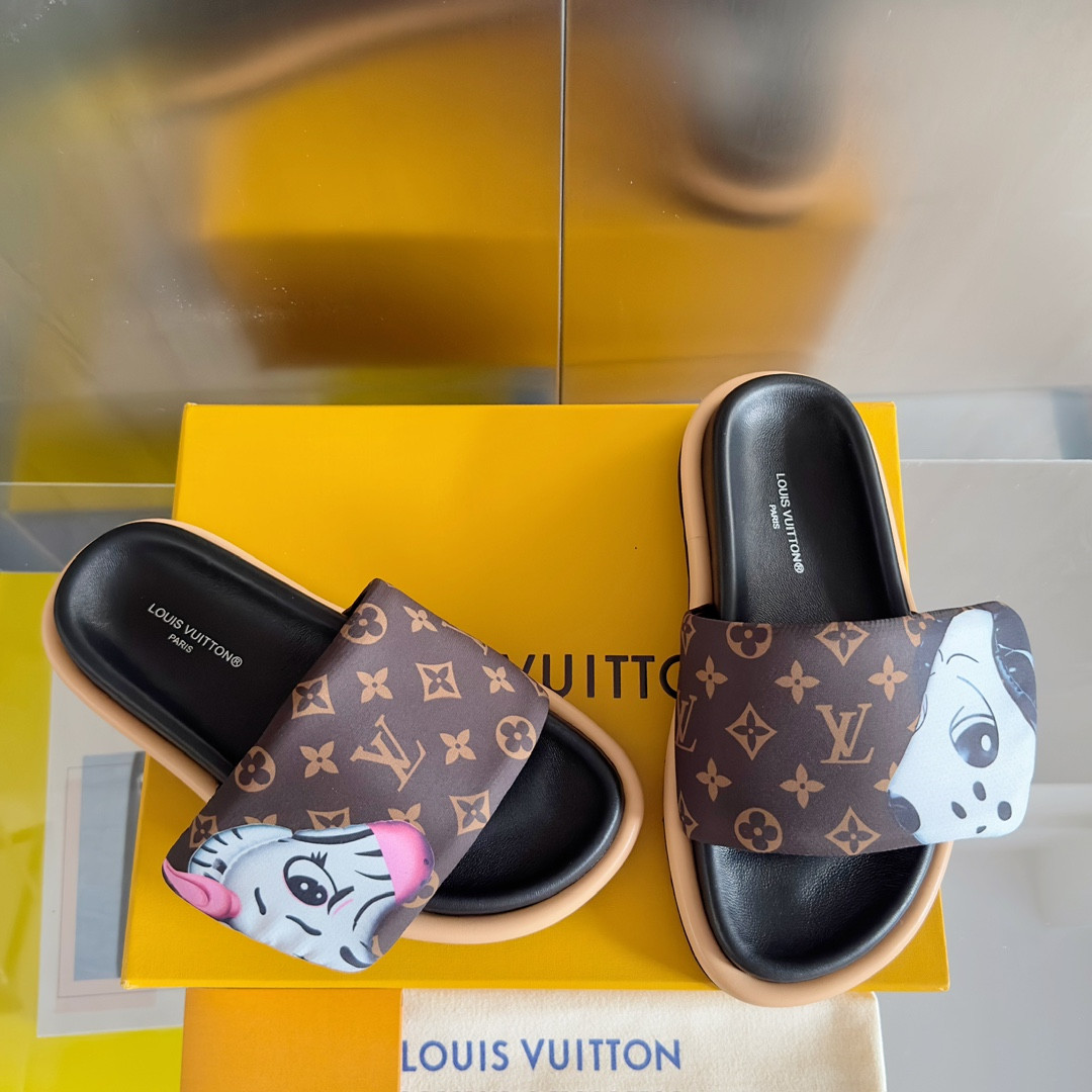 LV Pool Pillow Flat Comfort Mule