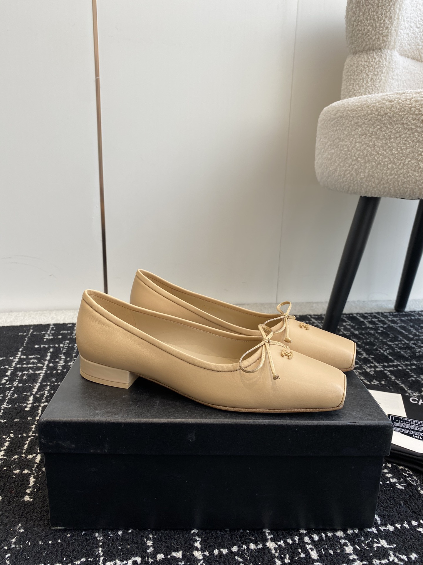 UA Ch*el VINTAGE BALLET FLATS