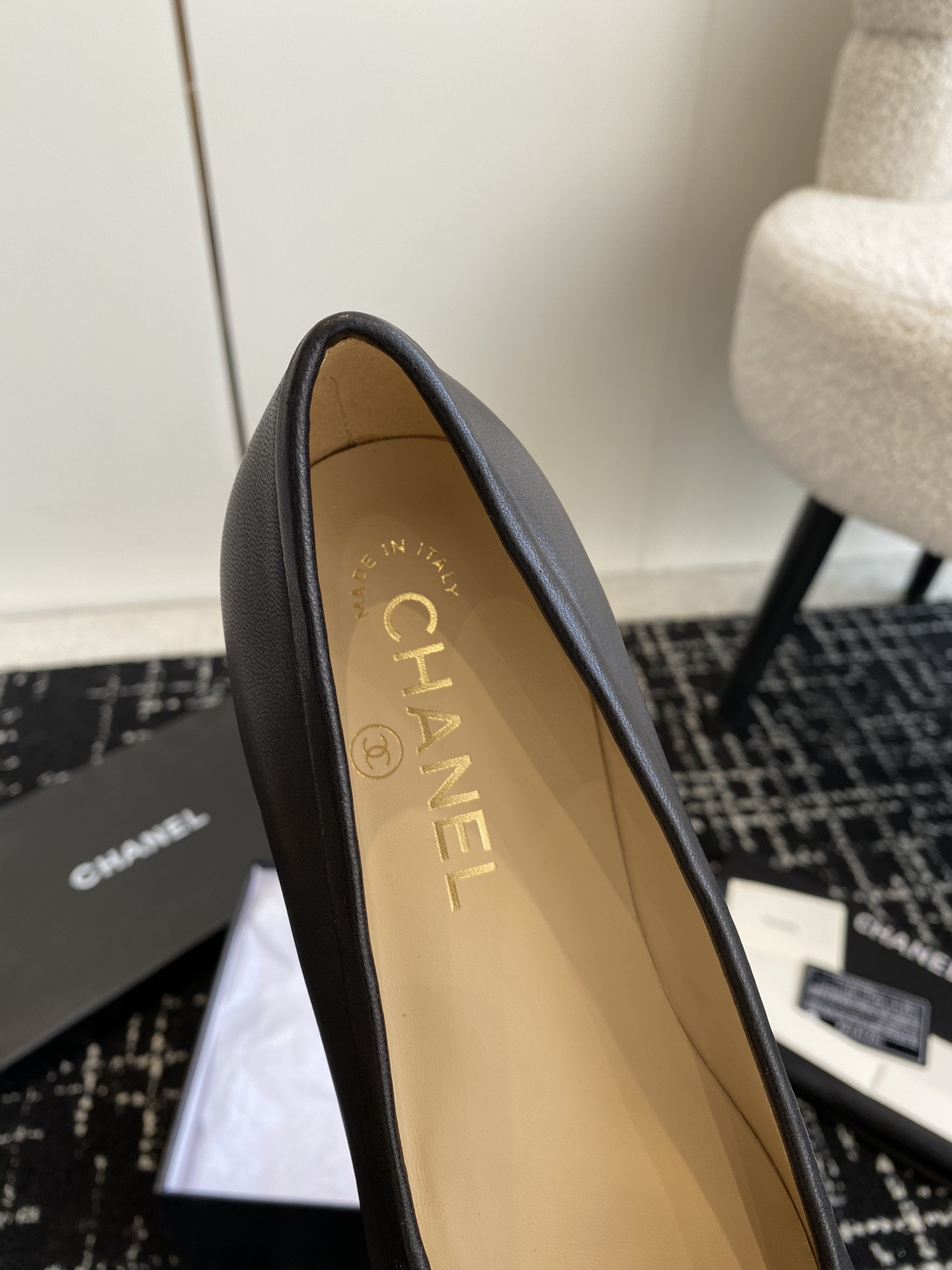 UA Ch*el VINTAGE BALLET FLATS