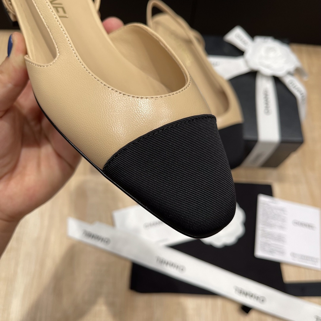 UA Ch*el SLINGBACKS FLAT