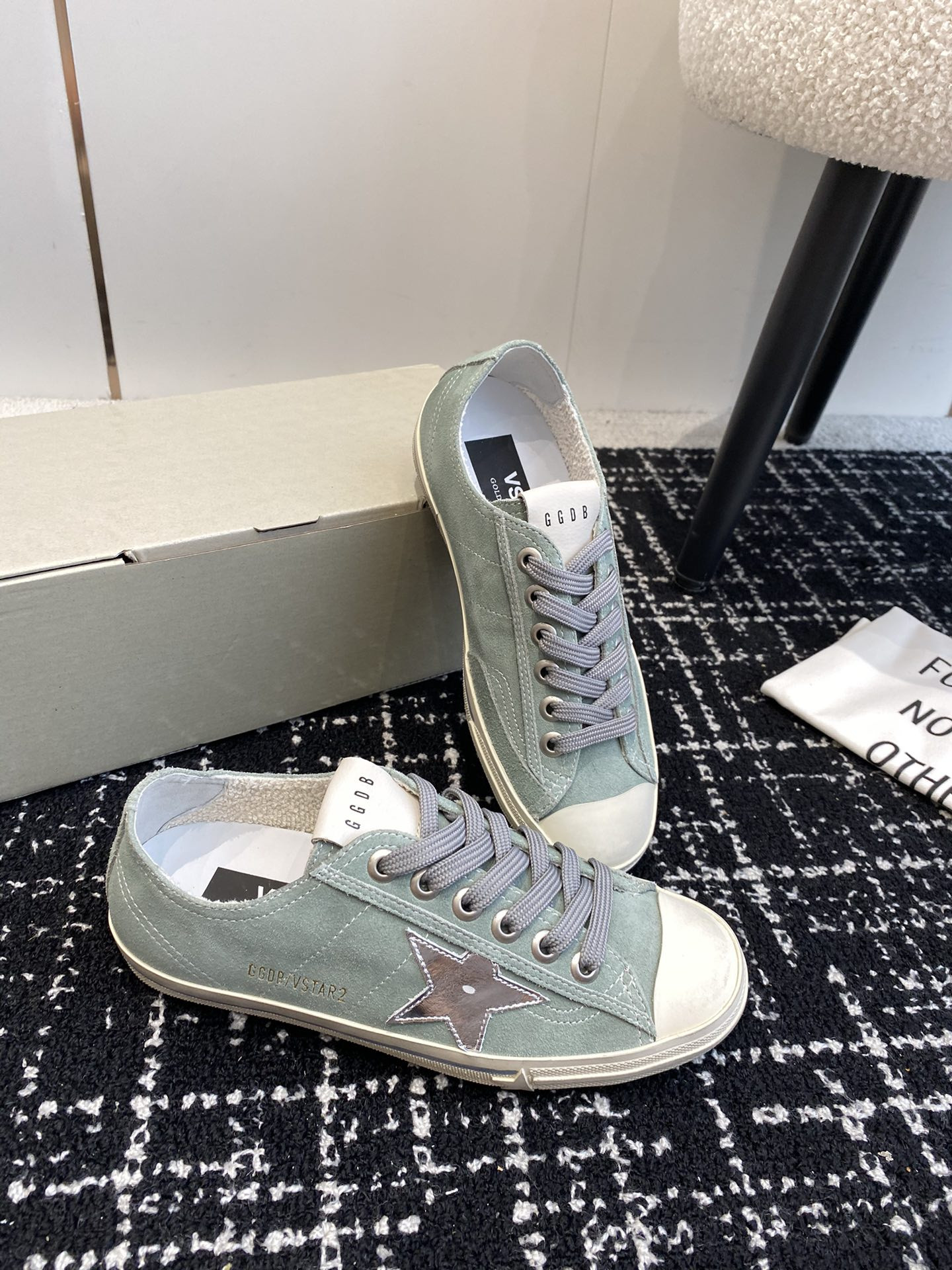 UA Golden Go*e V-STAR Sneaker