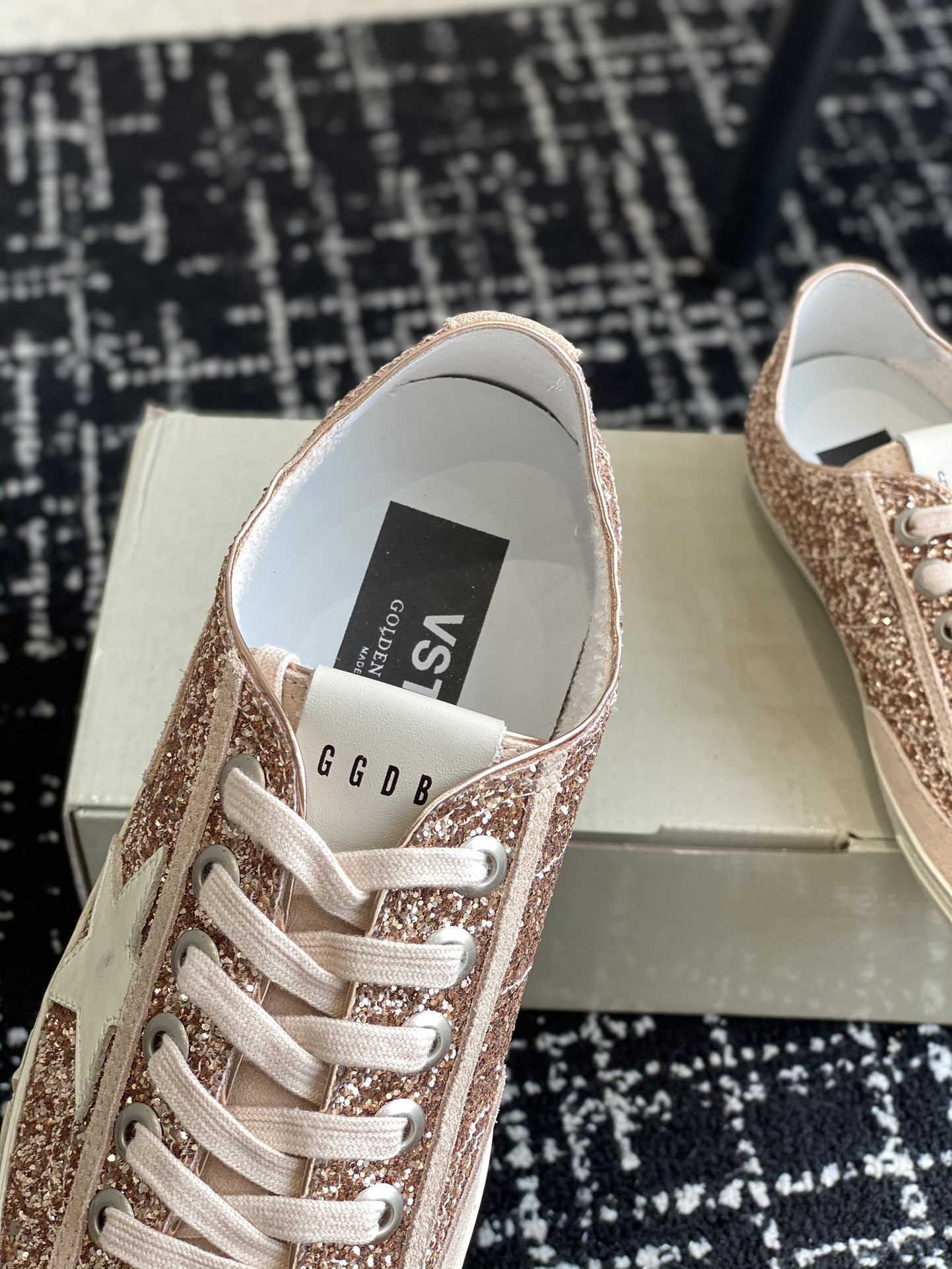 UA Golden Go*e V-STAR Sneaker