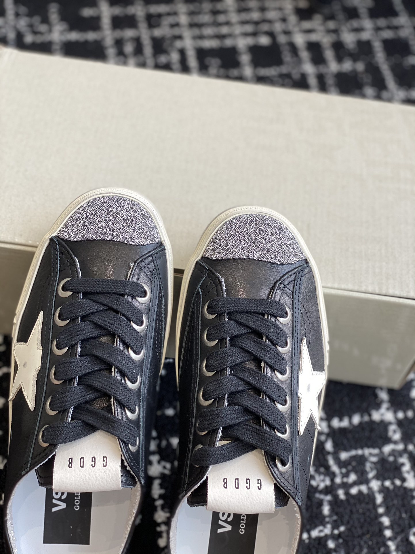 UA Golden Go*e V-STAR Sneaker