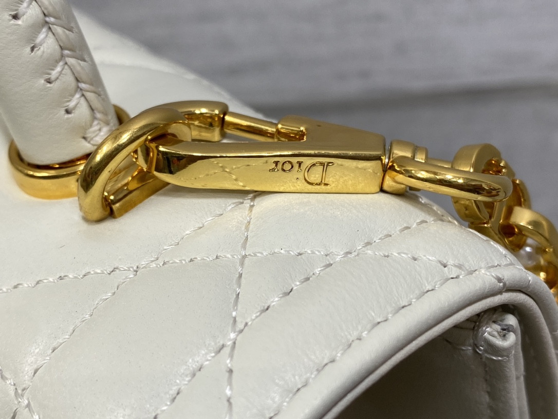 D*0r Medium D*0r Ange Bag Latte Macrocannage Calfskin 26 x 17 x 9 cm