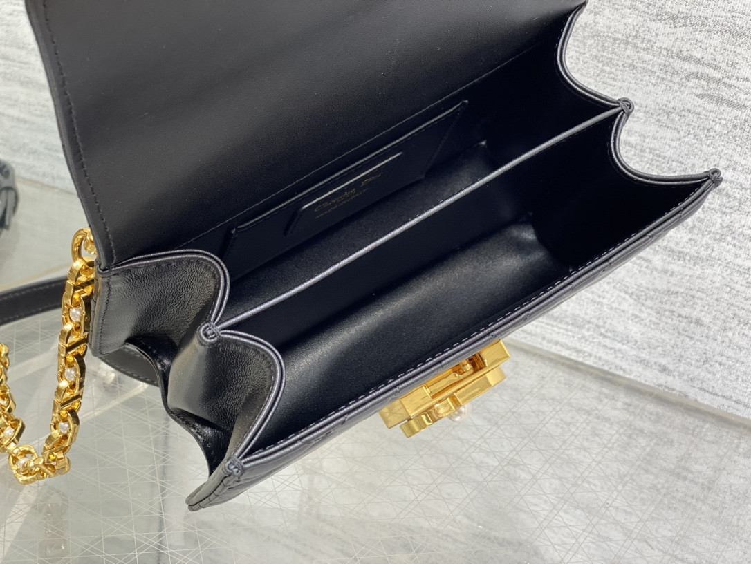 D*0r Small D*0r Ange Bag Black Macrocannage Calfskin 20 x 12 x 5 cm