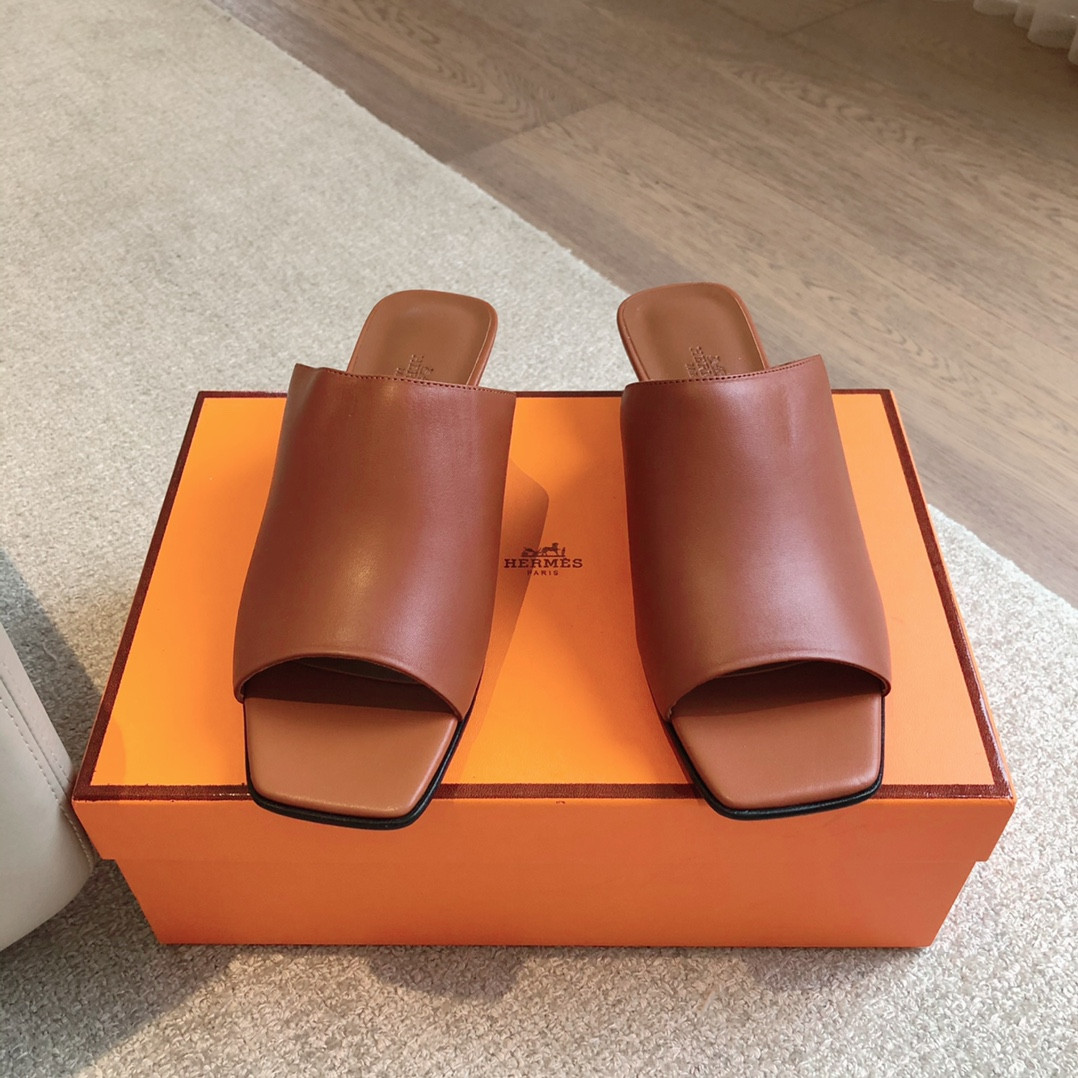 UA Hermès Sandal