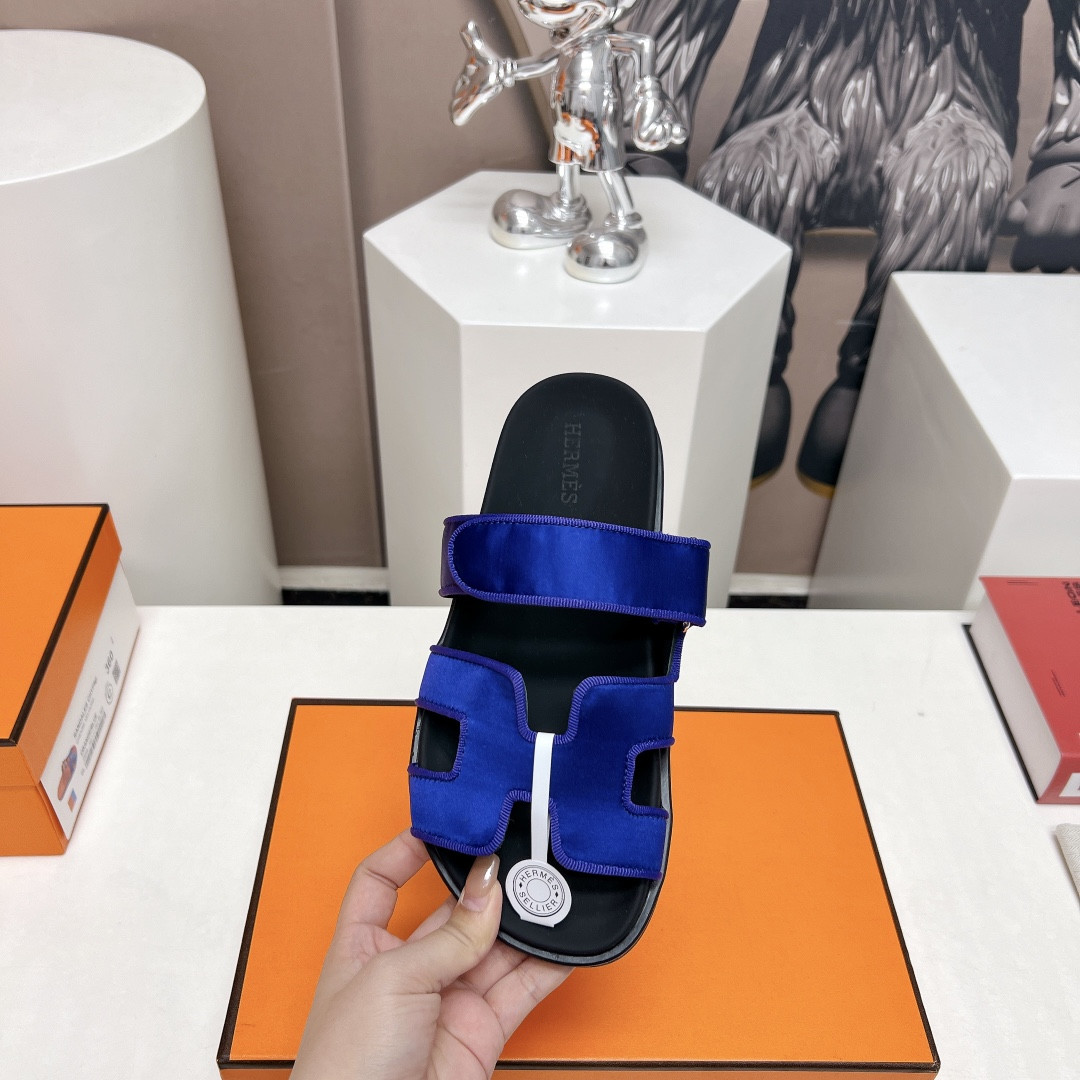 UA Hermès Chypre sandal