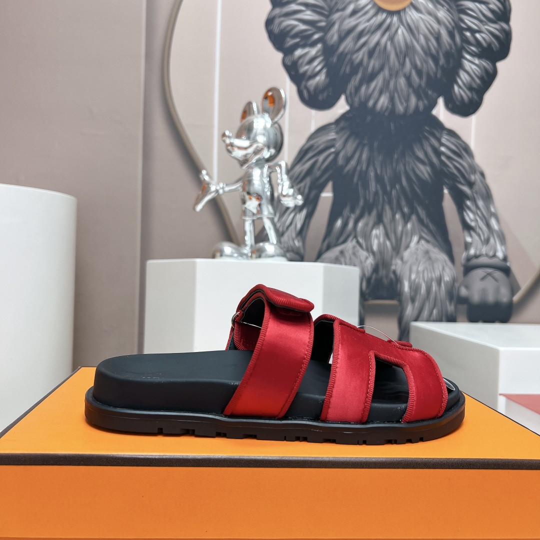 UA Hermès Chypre sandal
