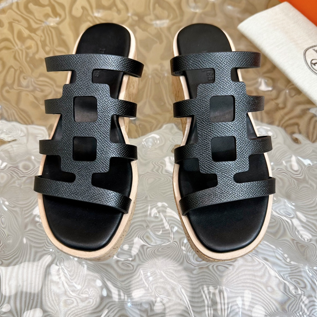 UA Hermès Isabella 30 sandal