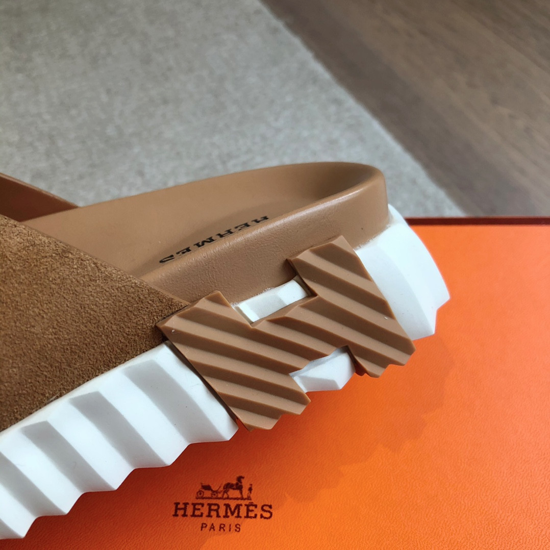 UA Hermès Infra sandal