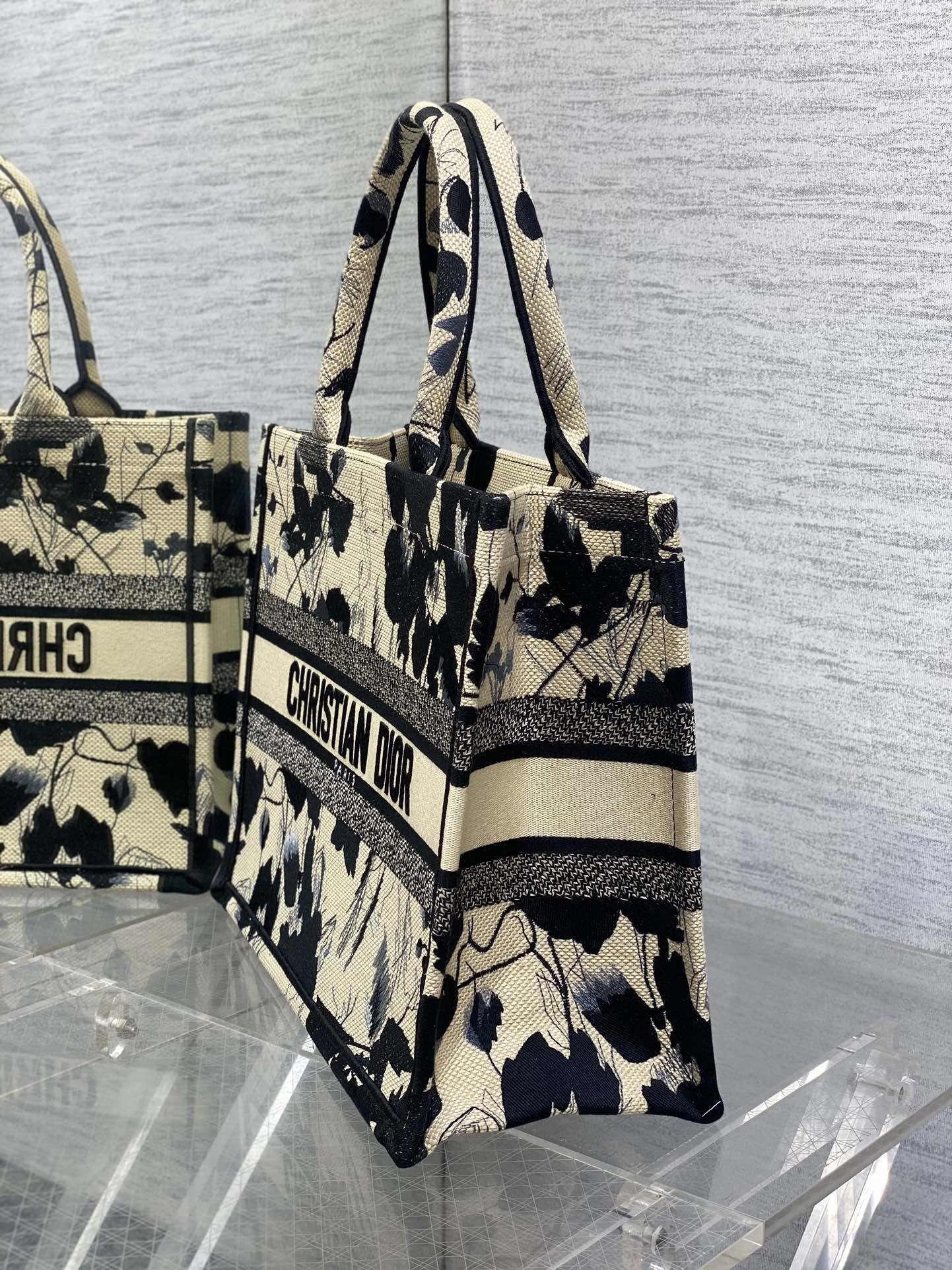 D*0r Tote 36 x 18 x 28cm