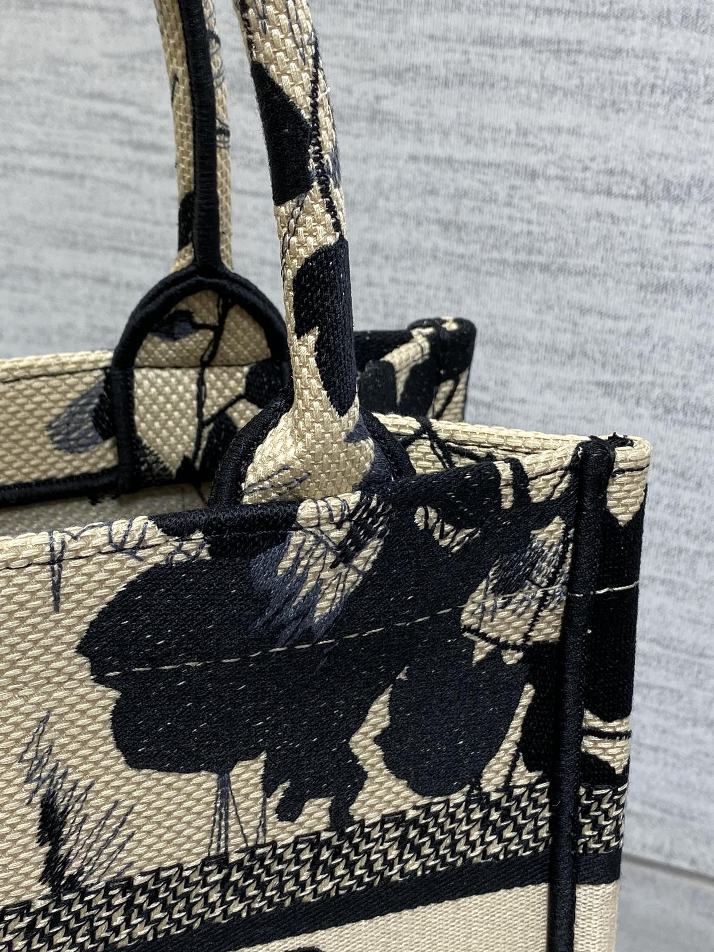 D*0r Tote 26 x 8 x 22cm