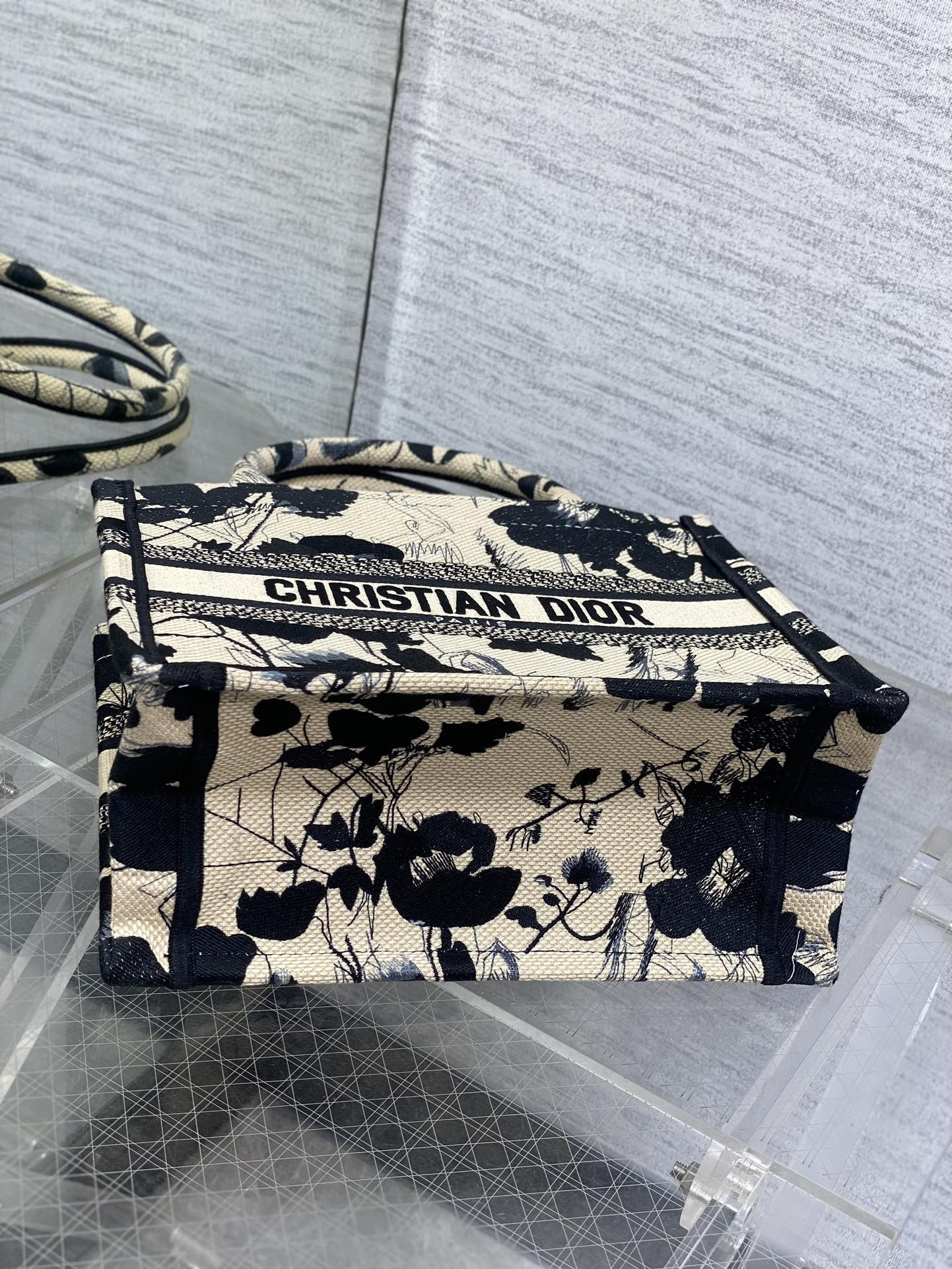 D*0r Tote 26 x 8 x 22cm