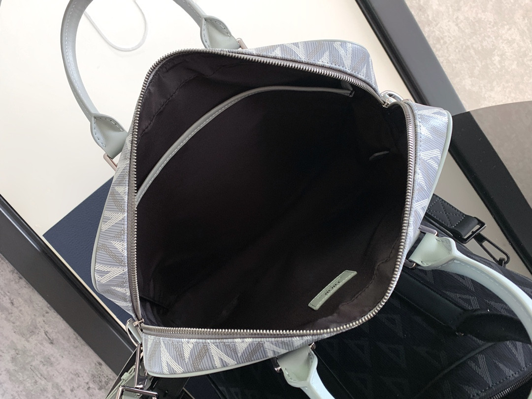 D*0r Zipped Briefcase 37 x 28 x 6 cm