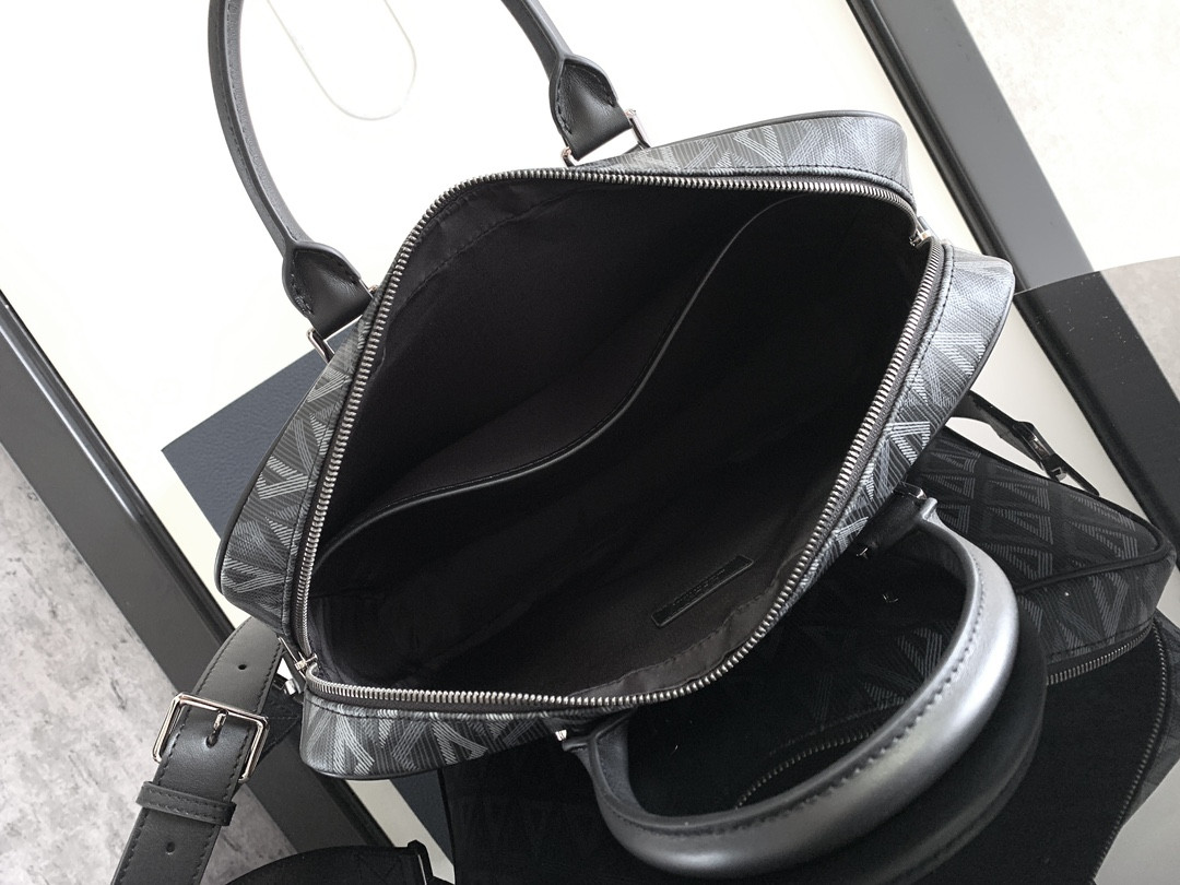d*0r zipped briefcase black cd Di*m*nd canvas and black grained calfskin  37 x 28 x 6 cm