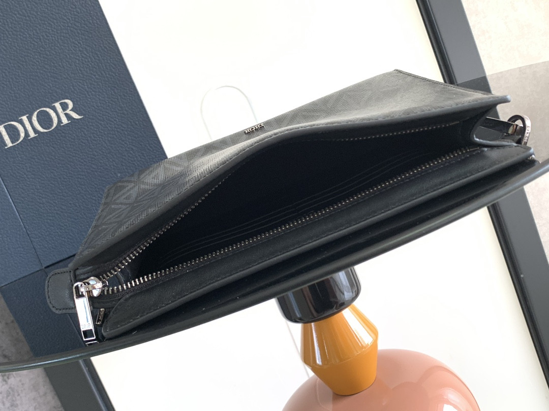 D*0r A5 Triangle Pouch 27 x 19.5 x 6 cm