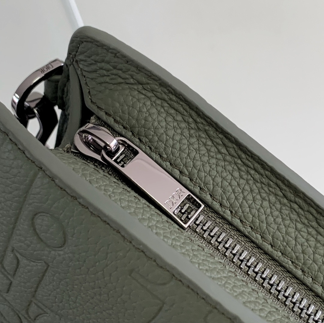 D*0r A5 Triangle Pouch 27 x 19.5 x 6 cm