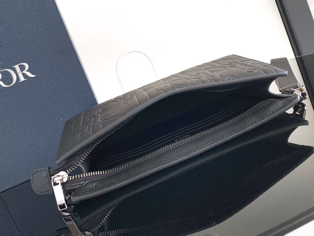 D*0r A5 Triangle Pouch 27 x 19.5 x 6 cm