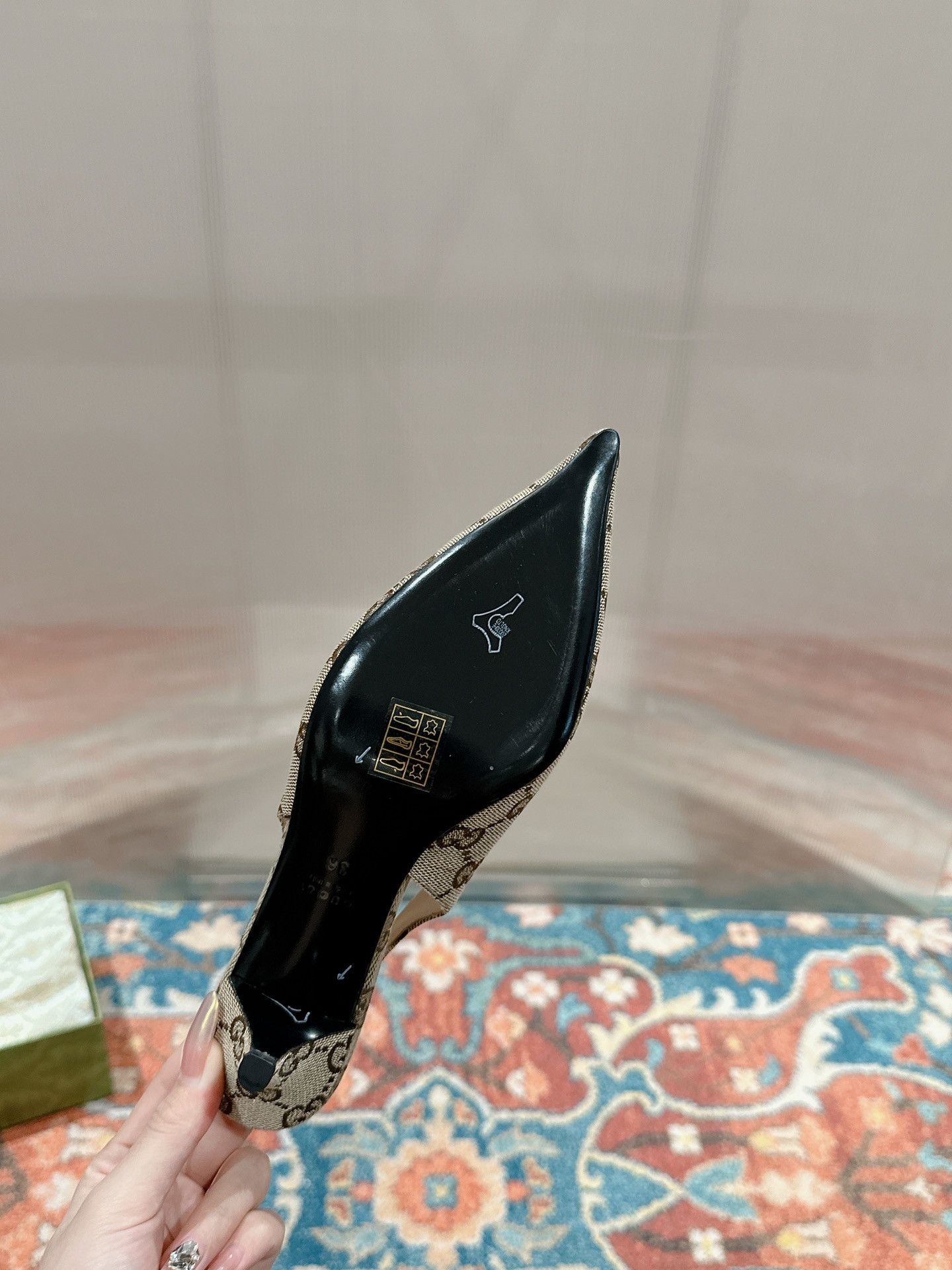 UA G*u*i HORSEBIT SLINGBACK PUMP LOW HEEL