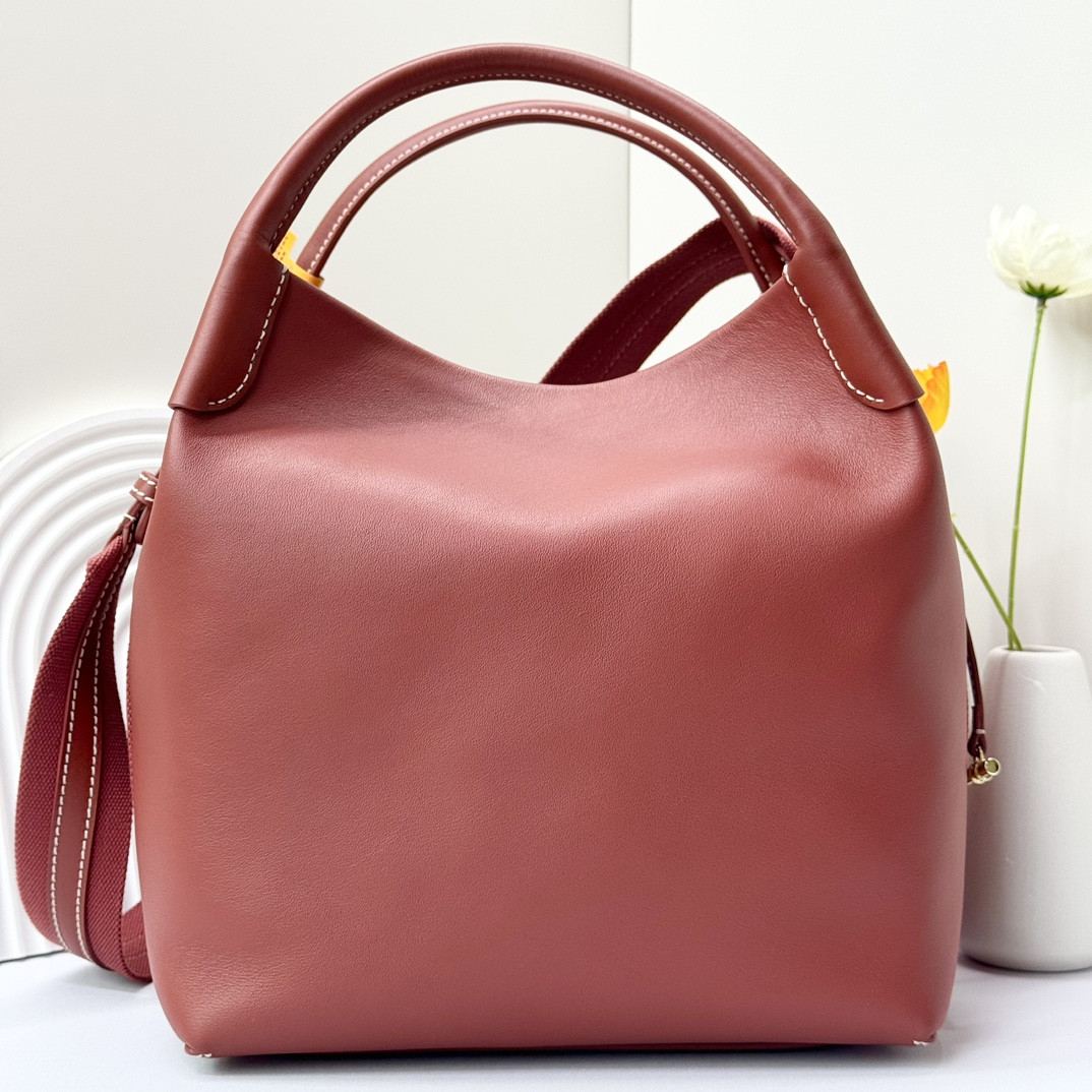 L**o p*ana Large Bale Bag Smooth Calfskin 24 x 20 x 27 cm