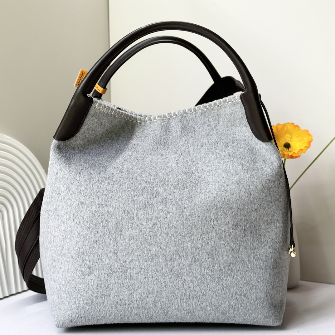 L**o p*ana Large Bale Bag 24 x 20 x 27 cm