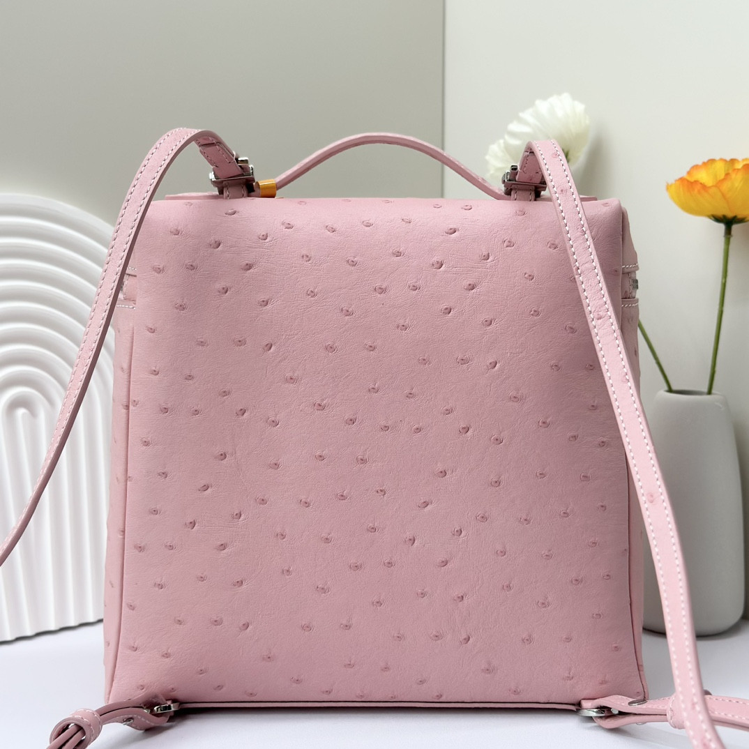 L**o p*ana Extra Pocket backpack L23.5 Ostrich-grained Leather 23 x 21 x 8 cm