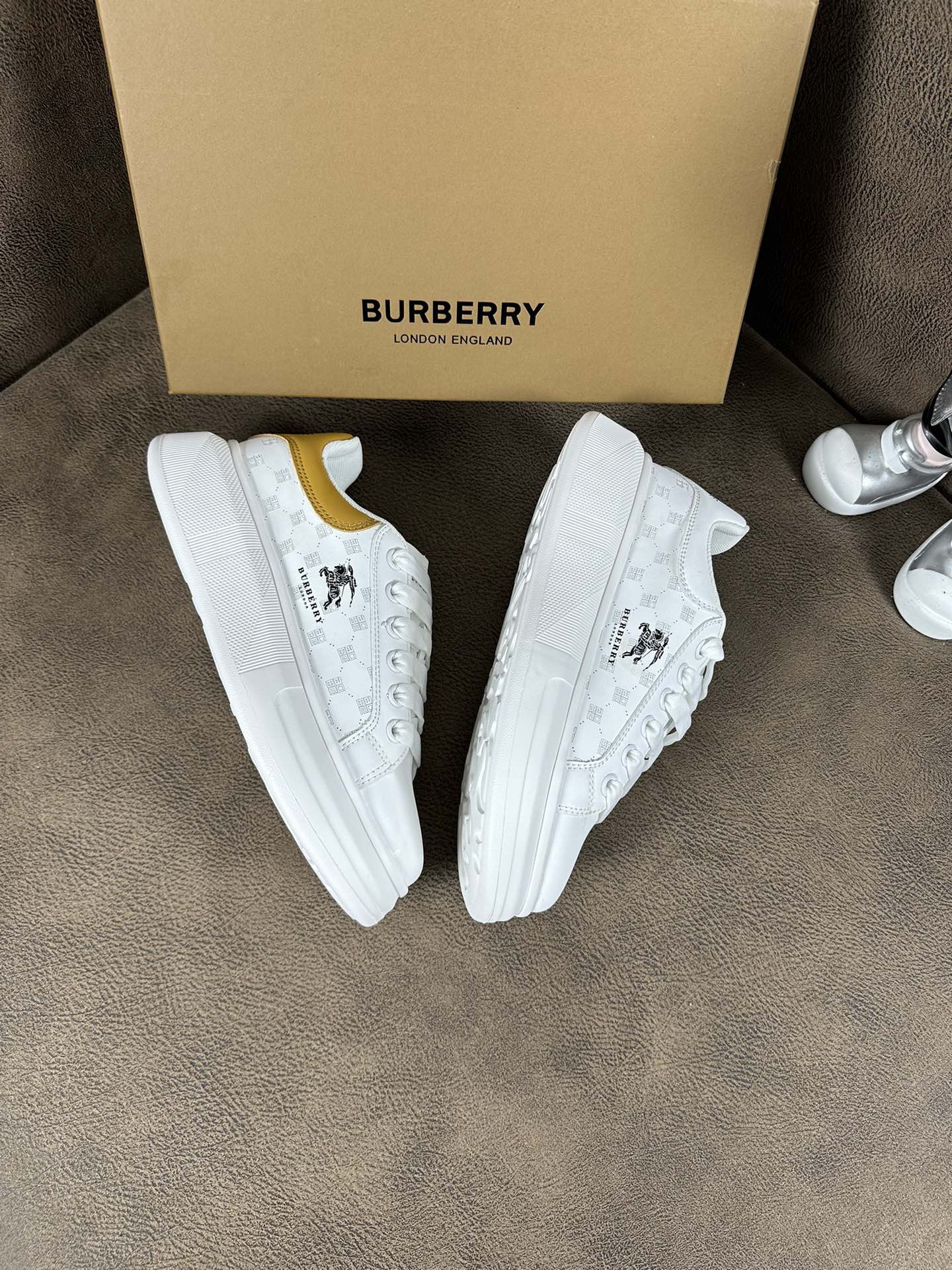 UA B**rry Sneakers