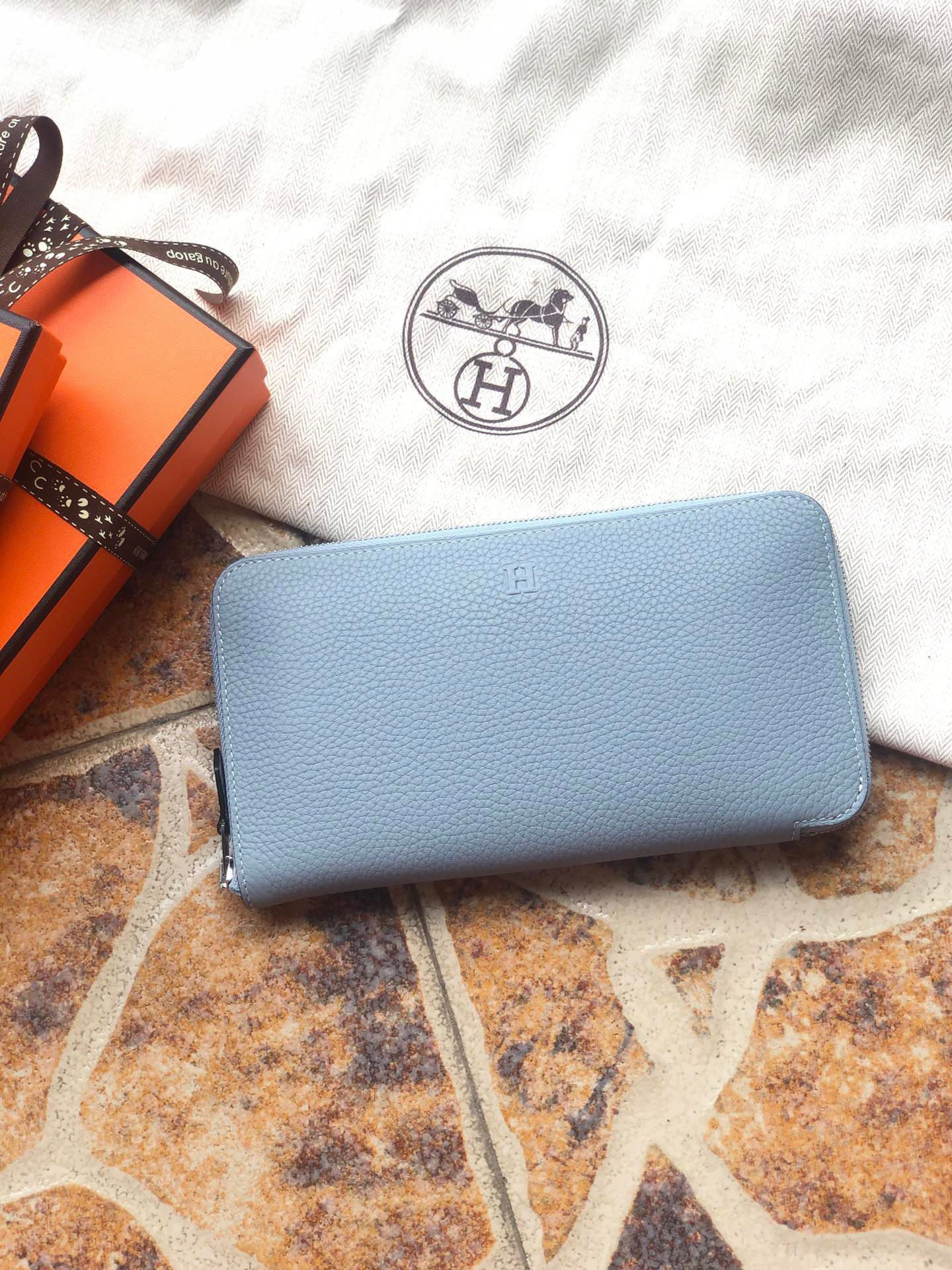 Hermès Long Wallet 20x11cm