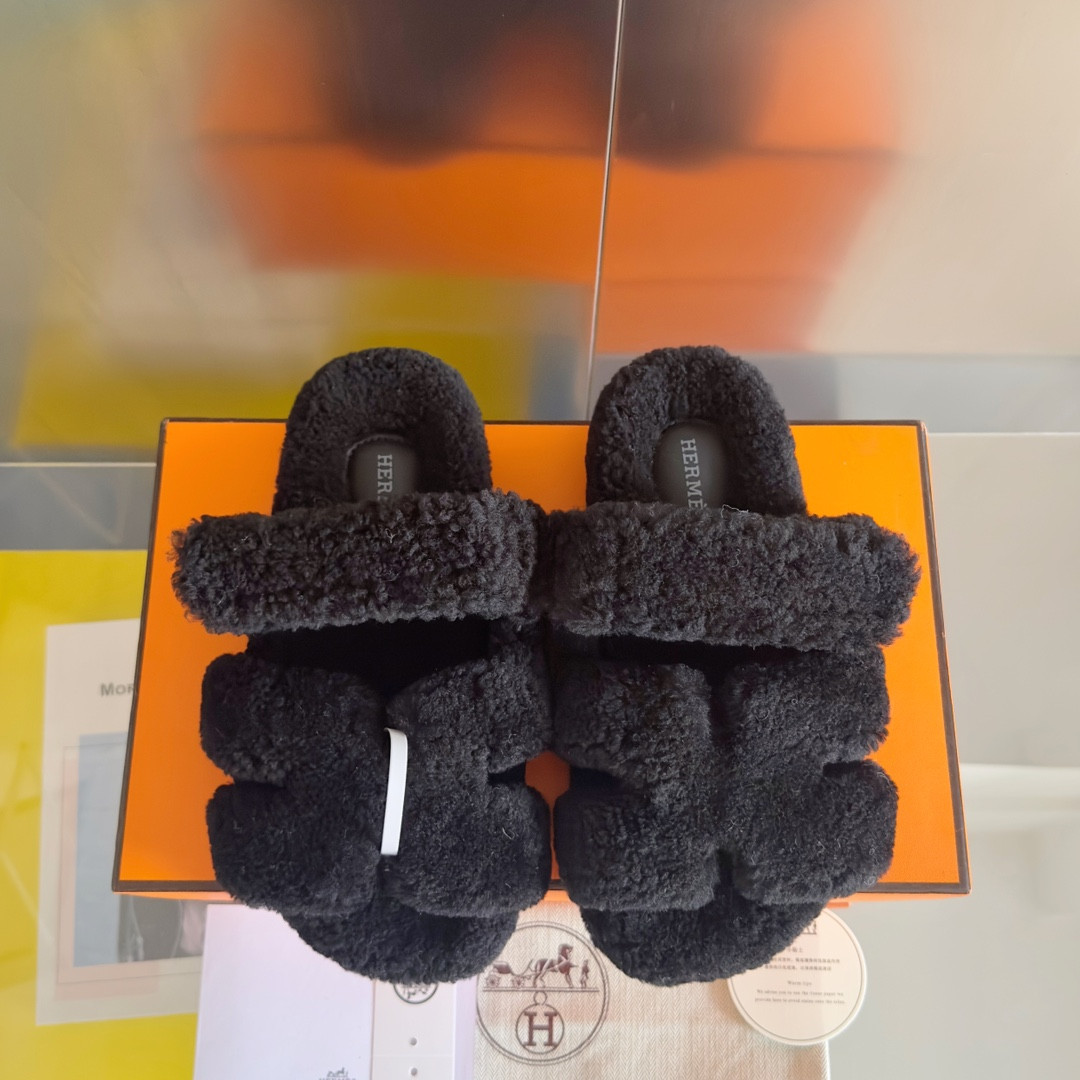 UA Hermès Chypre sandal