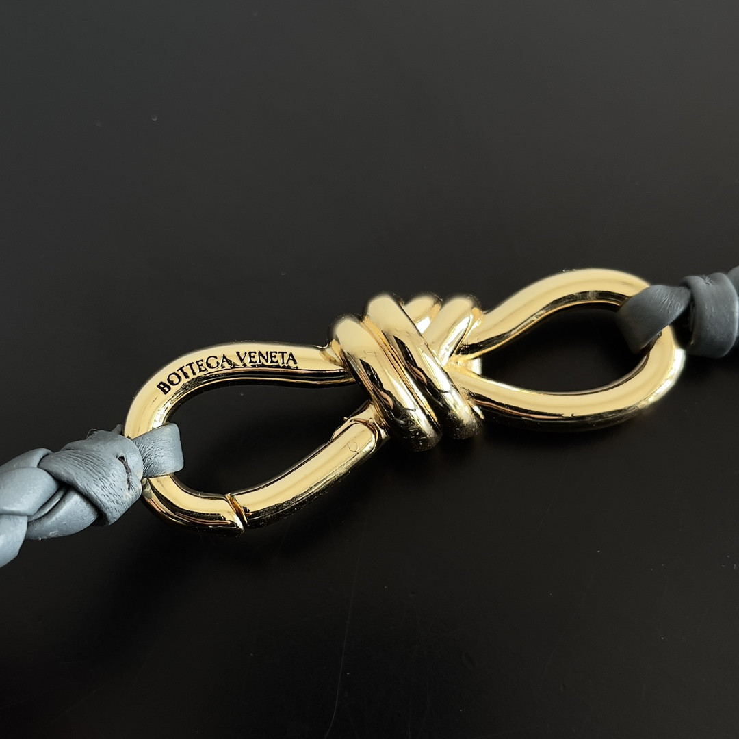 Bo*te*ga Ve*ne*ta Small Andiamo 25x22x10.5cm