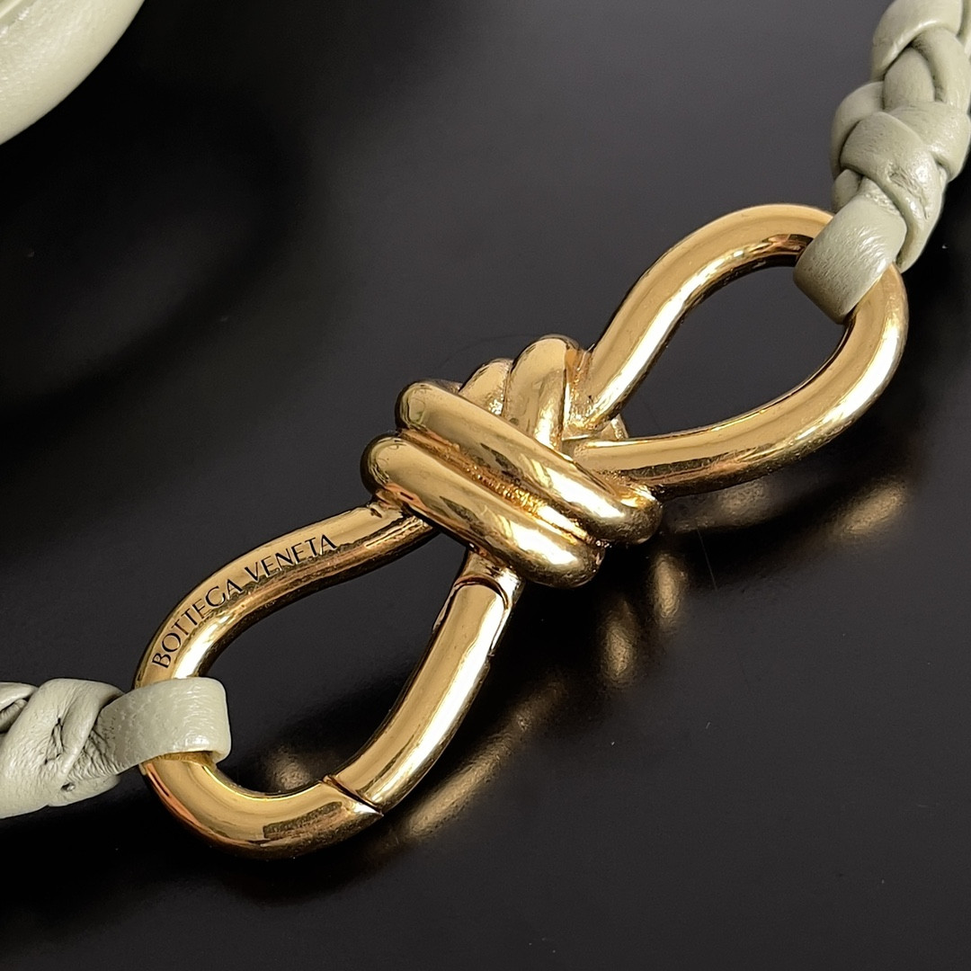 Bo*te*ga Ve*ne*ta Small Andiamo 25x22x10.5cm