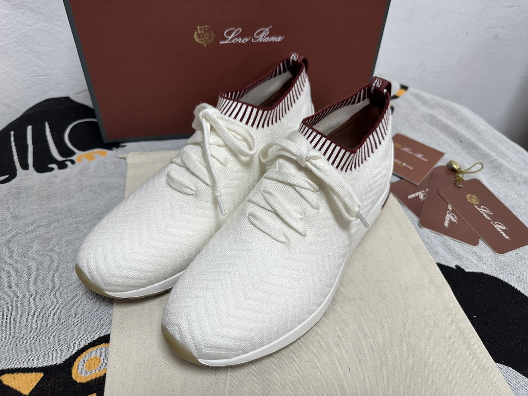 UA L**o p*ana 360 LP Flexy Walk Sneaker