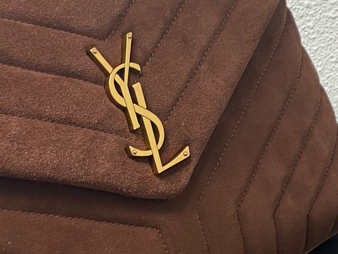 Y*L LOULOU QUILTED SUEDE 32x22x9cm