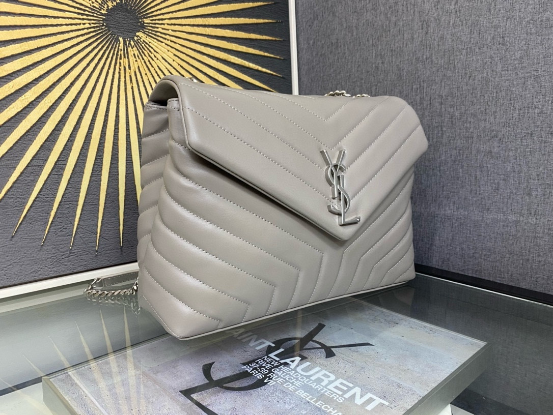 Y*L LOULOU QUILTED LEATHER 32x22x9cm