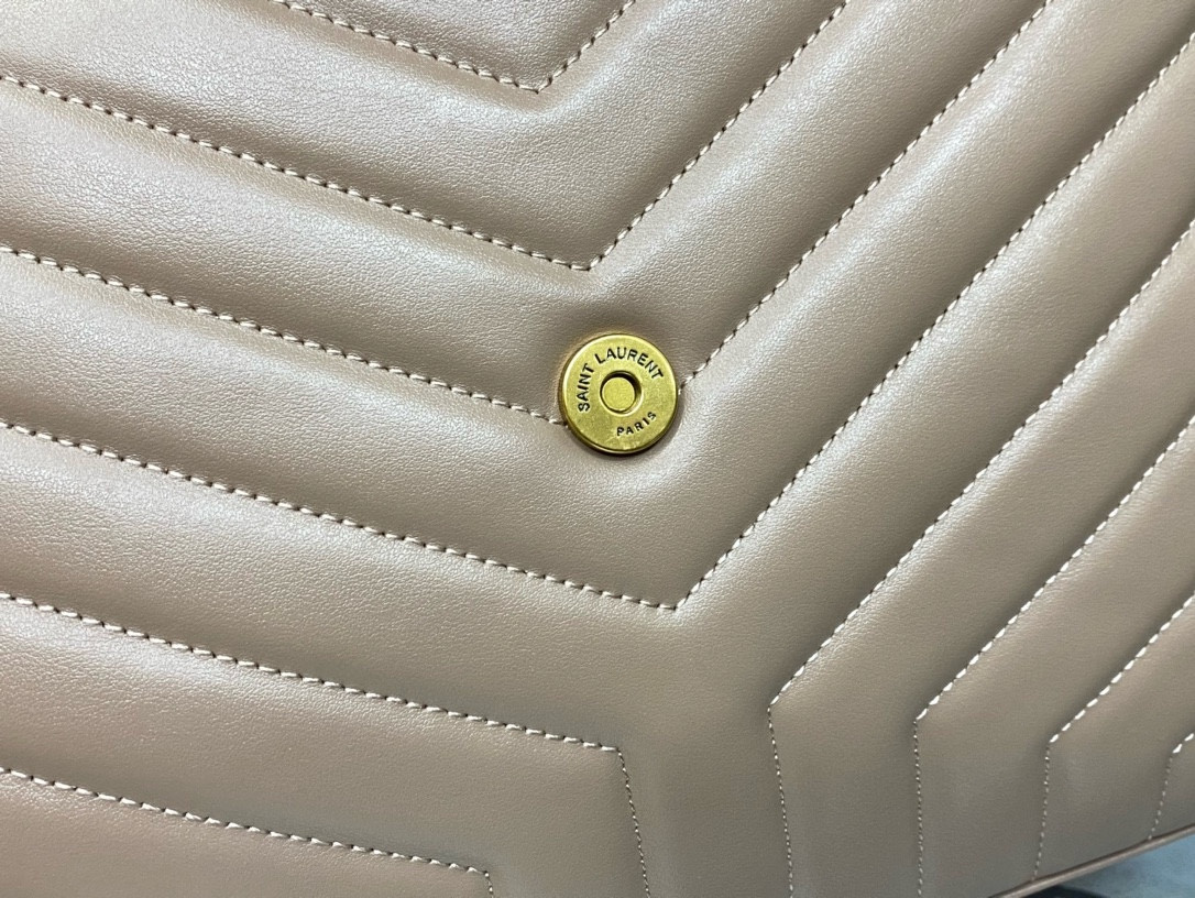 Y*L LOULOU QUILTED LEATHER 32x22x9cm