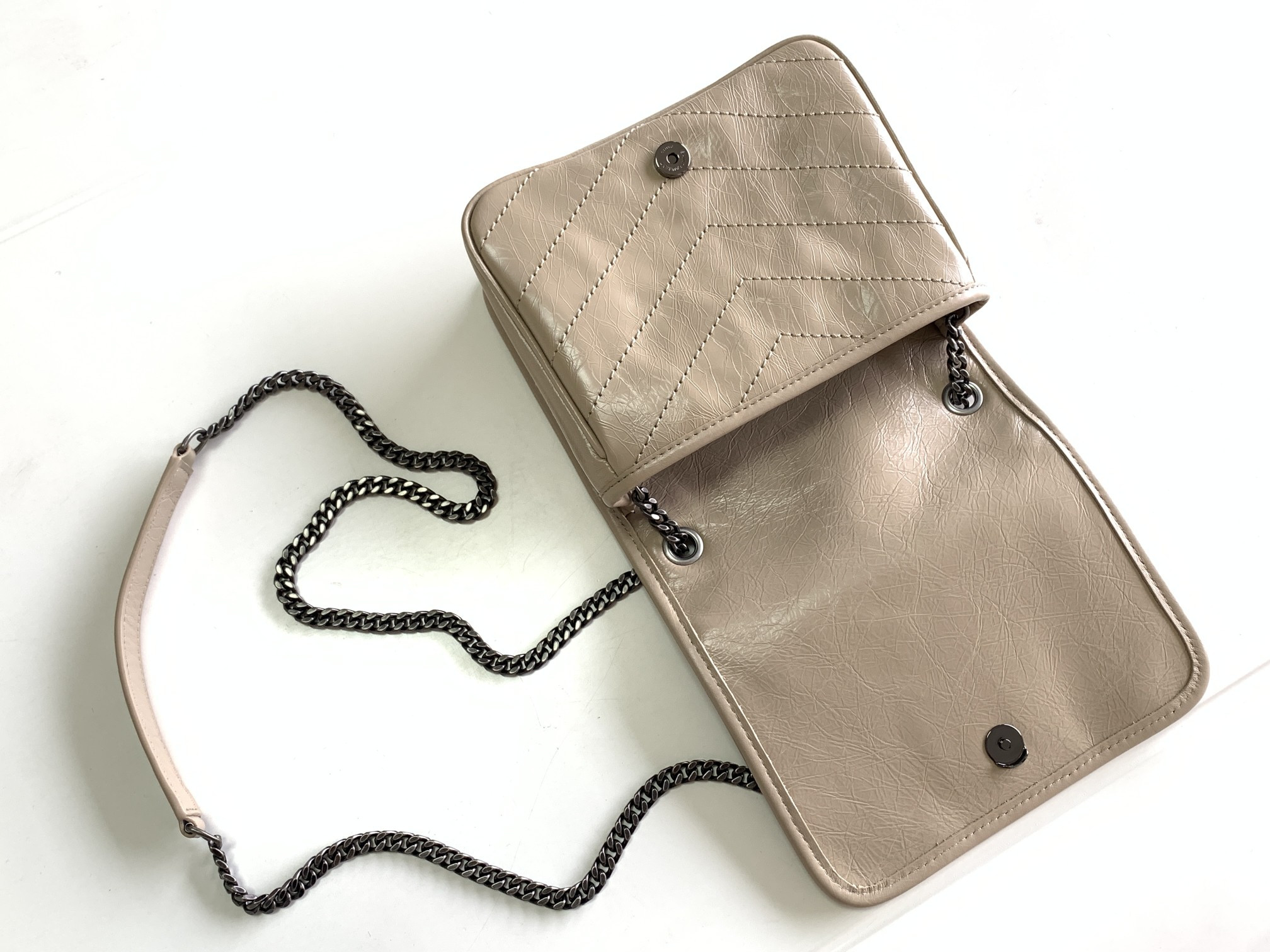 Y*L NIKI CHAIN WALLET IN SHINY LEATHER WHITE 19 x 15 x 6 CM