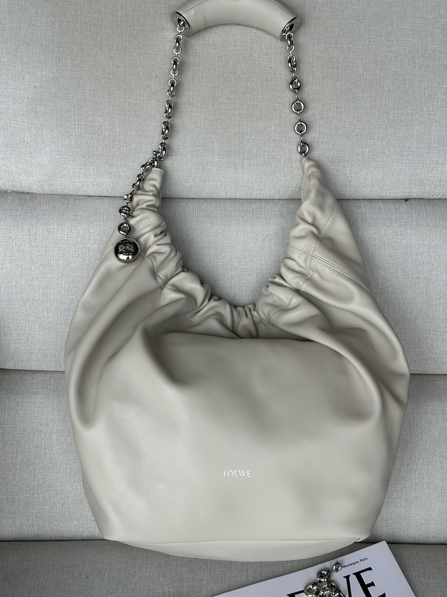 L0ew* Medium Squeeze bag in mellow nappa lambskin 34x33x13.5cm