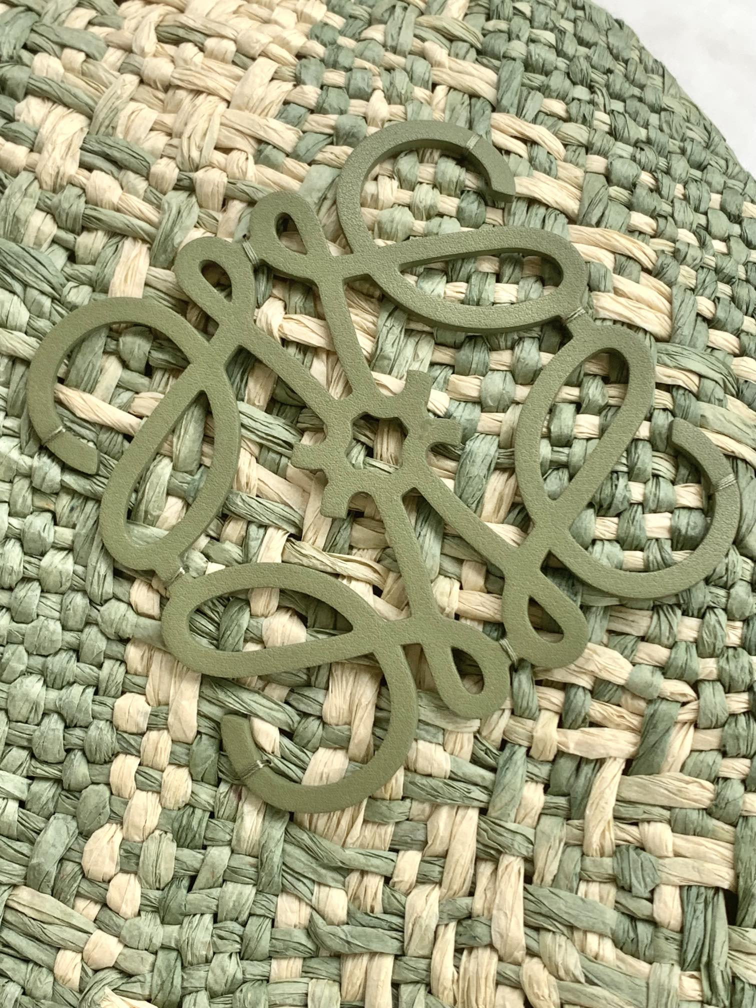 L0ew* Anagram Baske 46x24x15cm