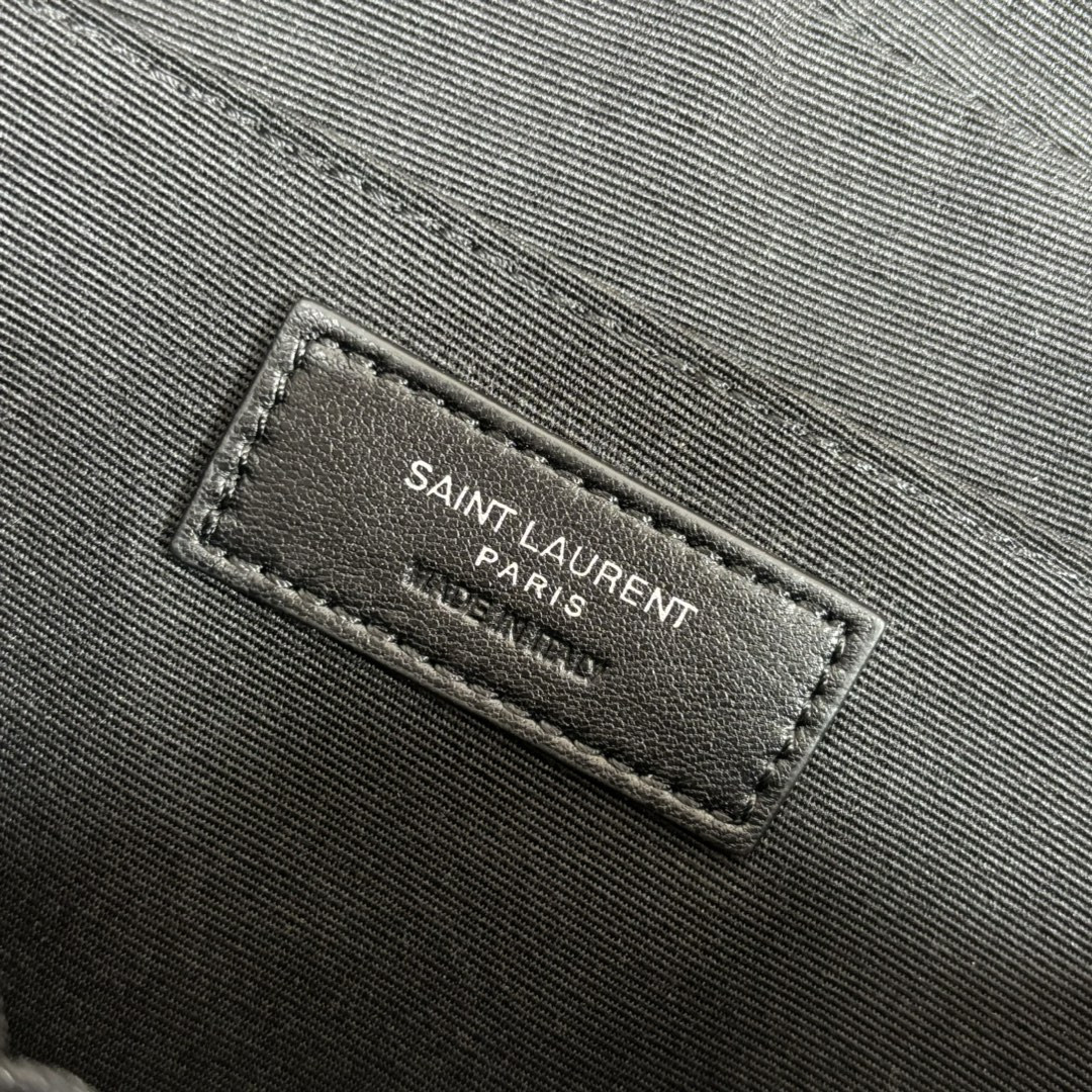 Y*L LOU camera bag in quilted leather 23x16x6cm